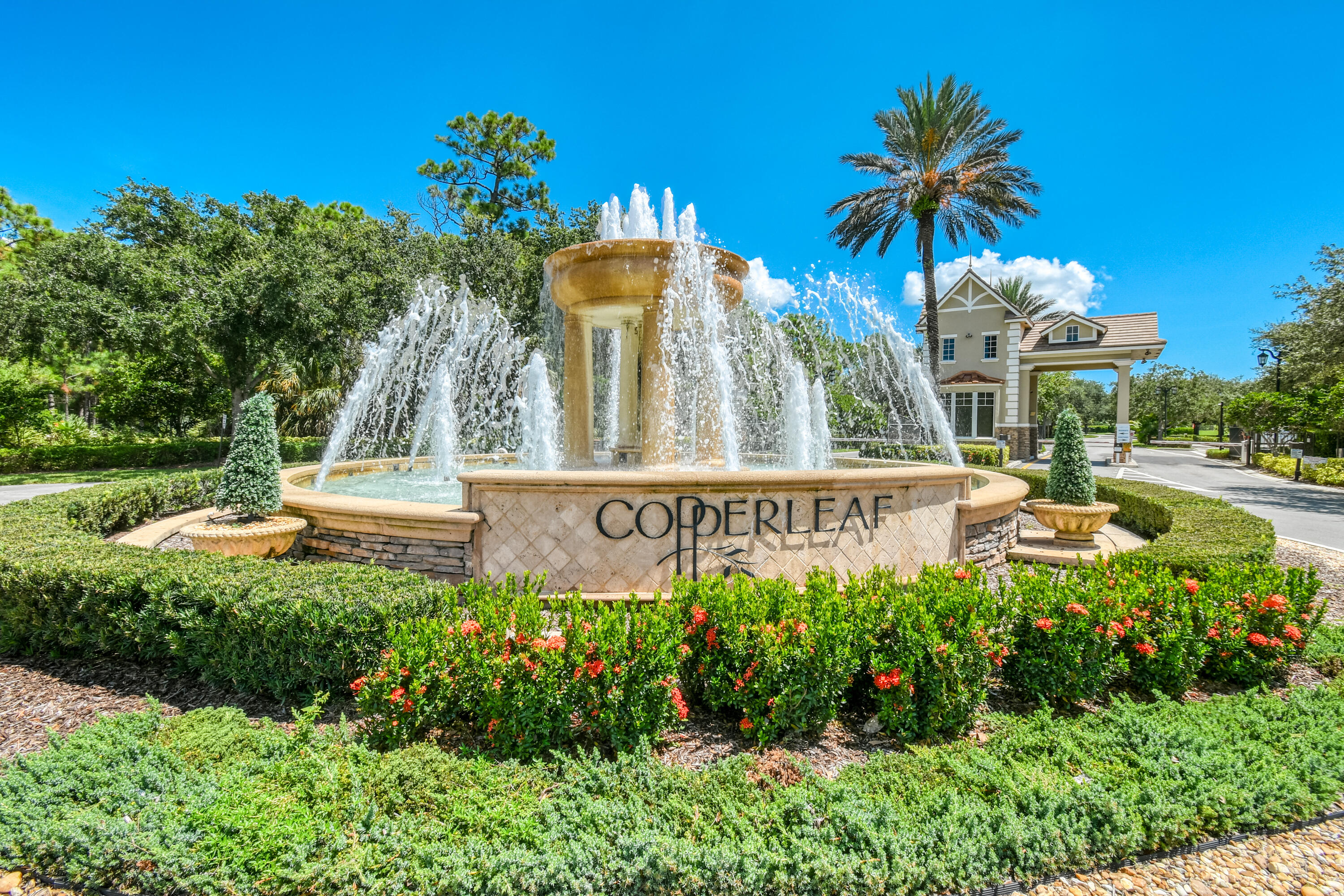 749 SW Sea Green Street