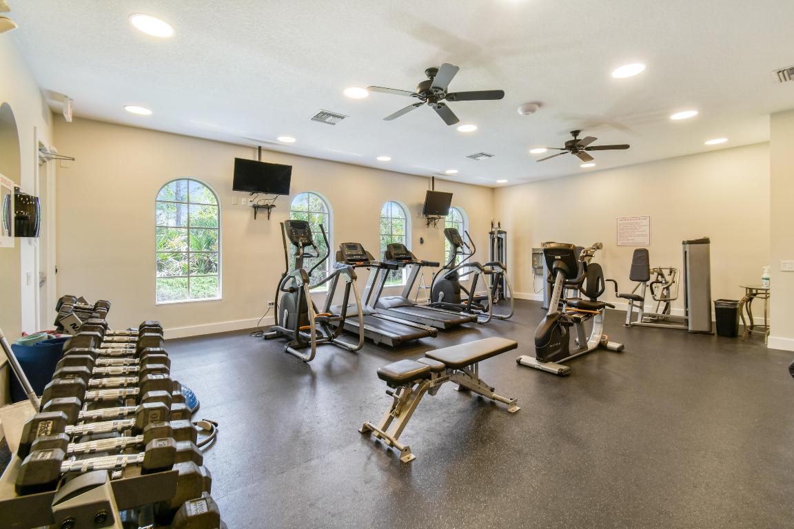 749 SW Sea Green Street