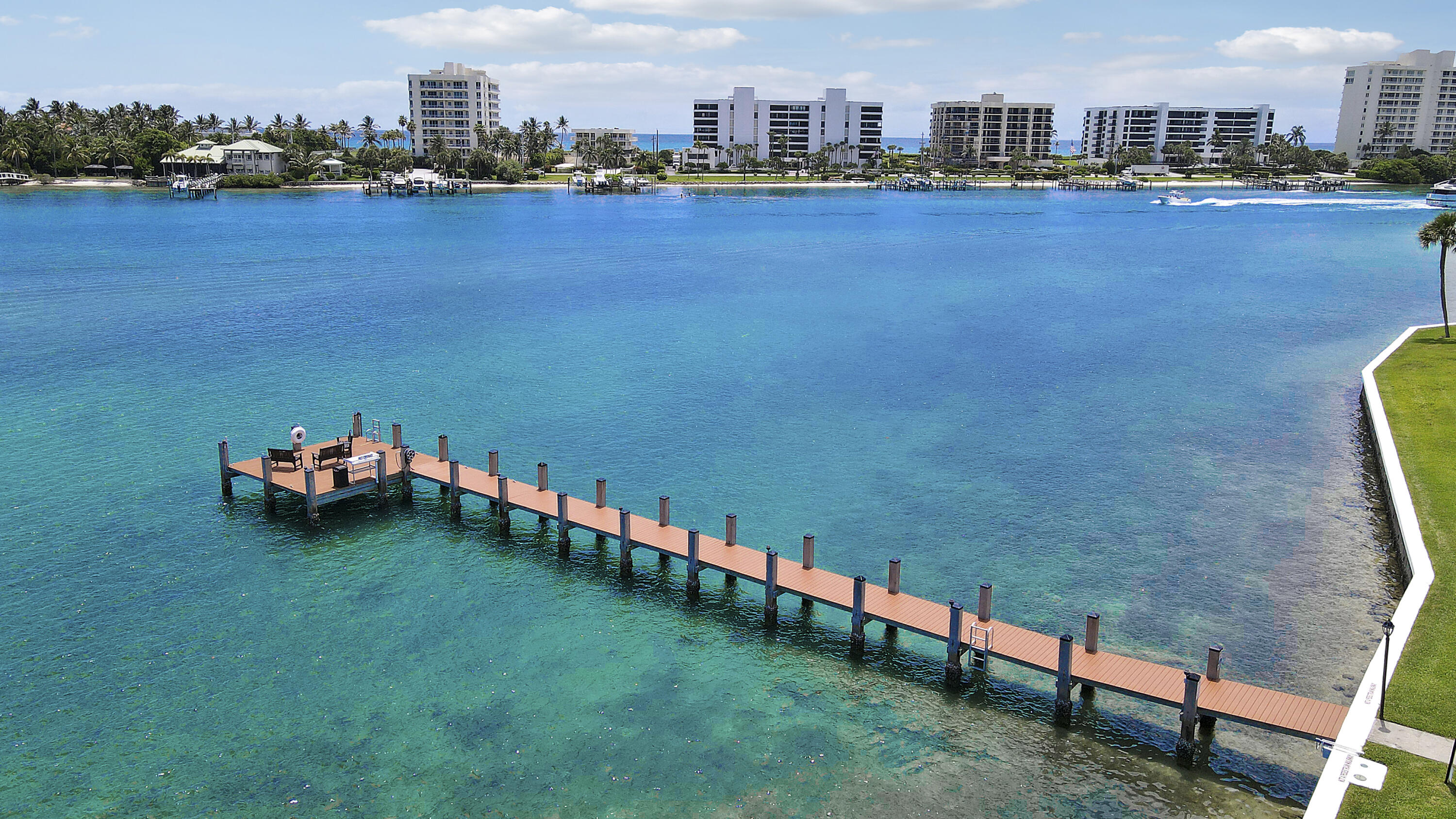 300 Intracoastal Place 204