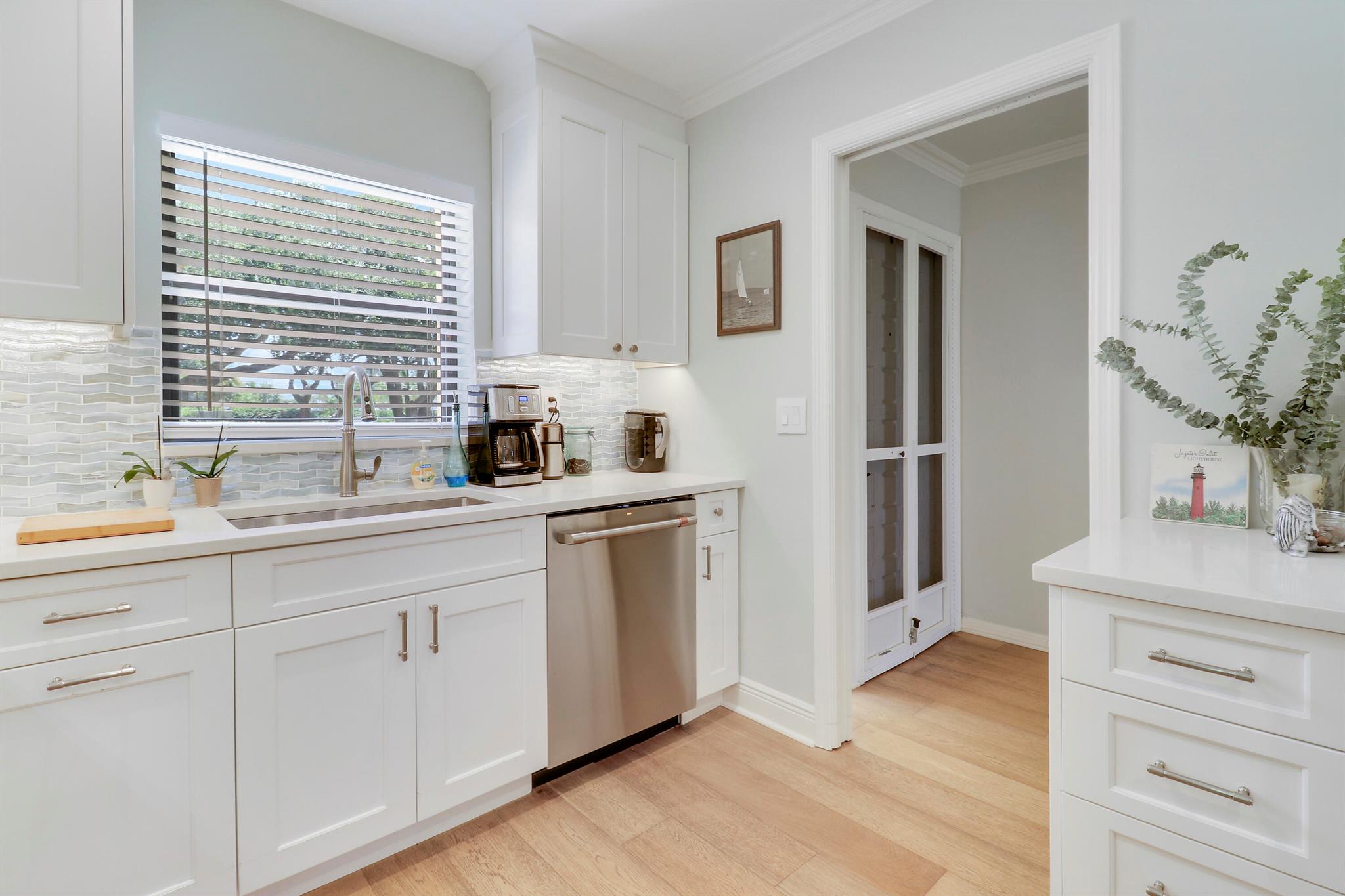 300 Intracoastal Place 204