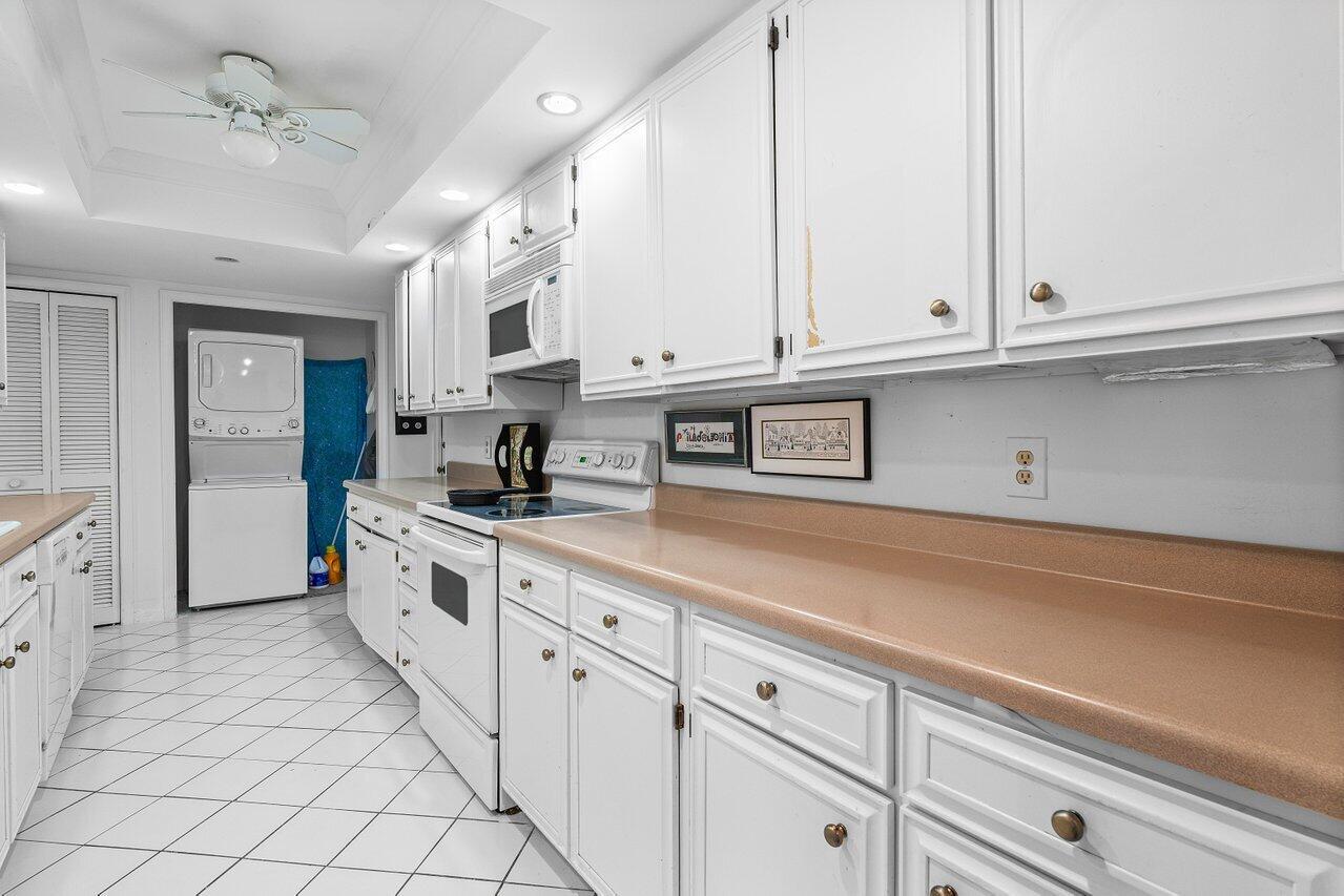 2000 S Ocean Boulevard 108