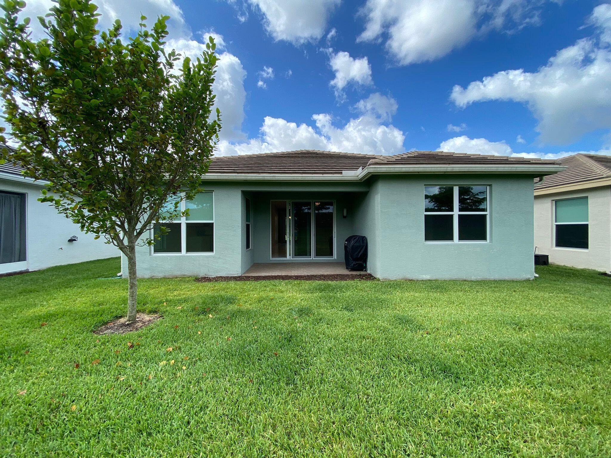 12049 SW Jasper Lake Way