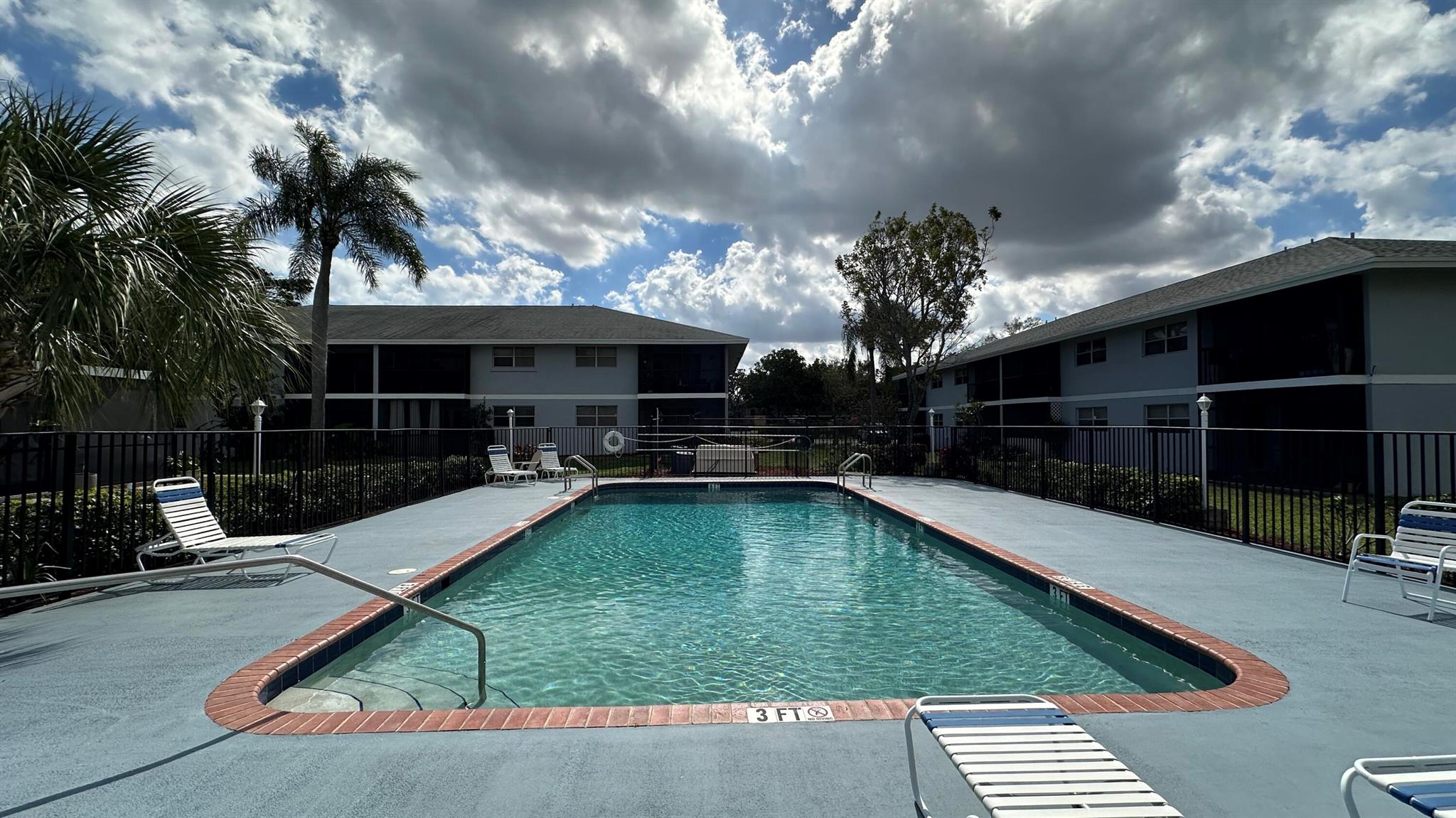 905 Southridge Road 204b