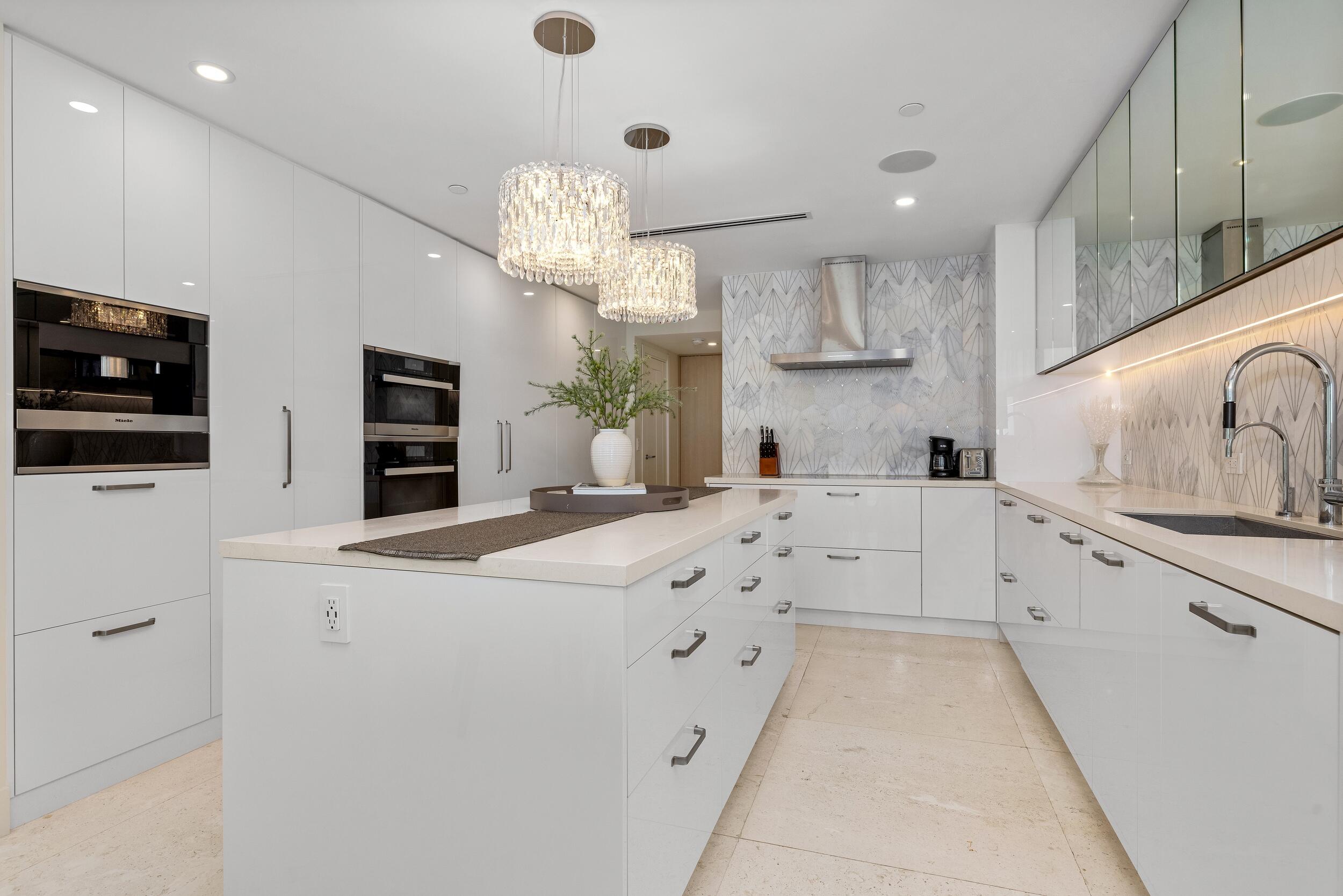 800 S Ocean Boulevard Ph6