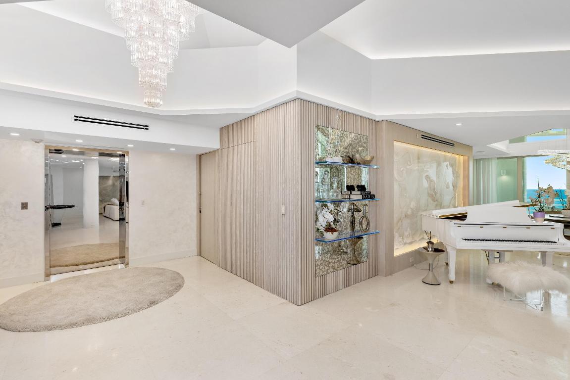 800 S Ocean Boulevard Ph6