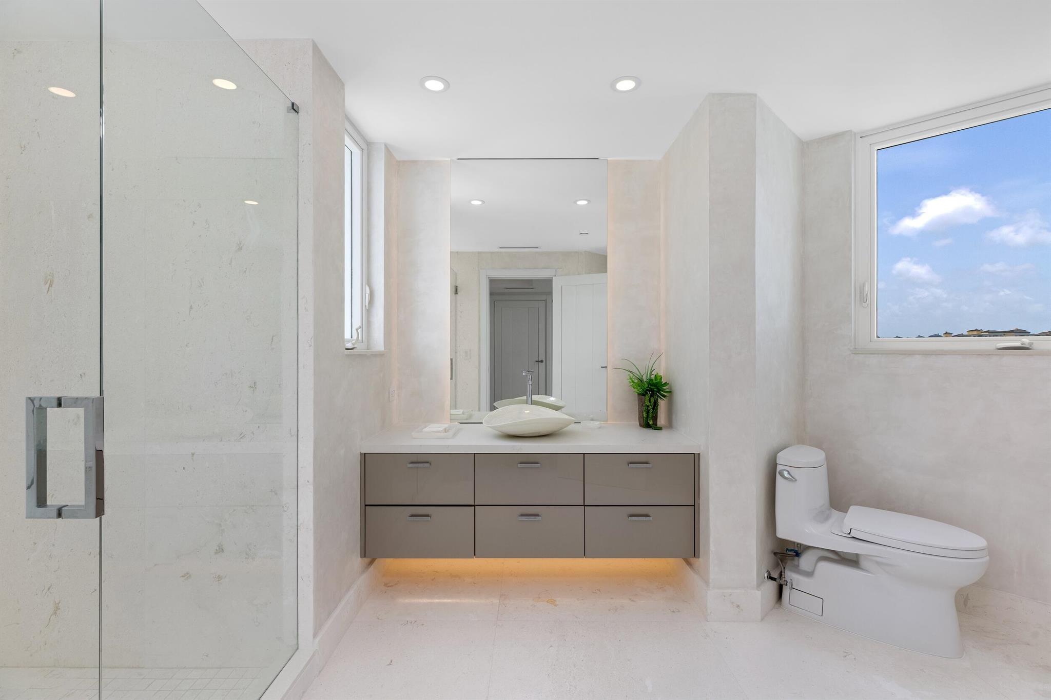 800 S Ocean Boulevard Ph6