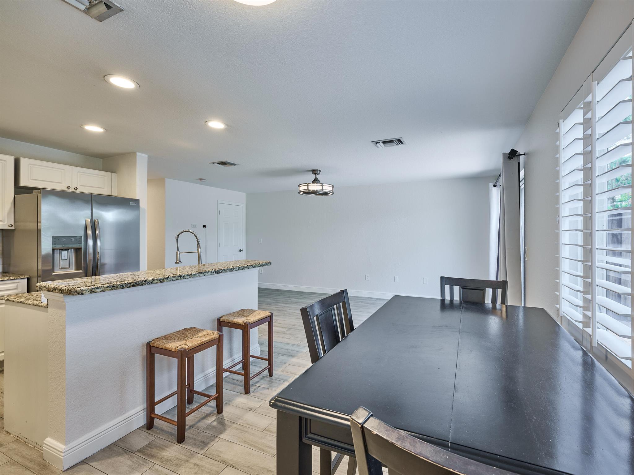 6725 Old Farm Trail