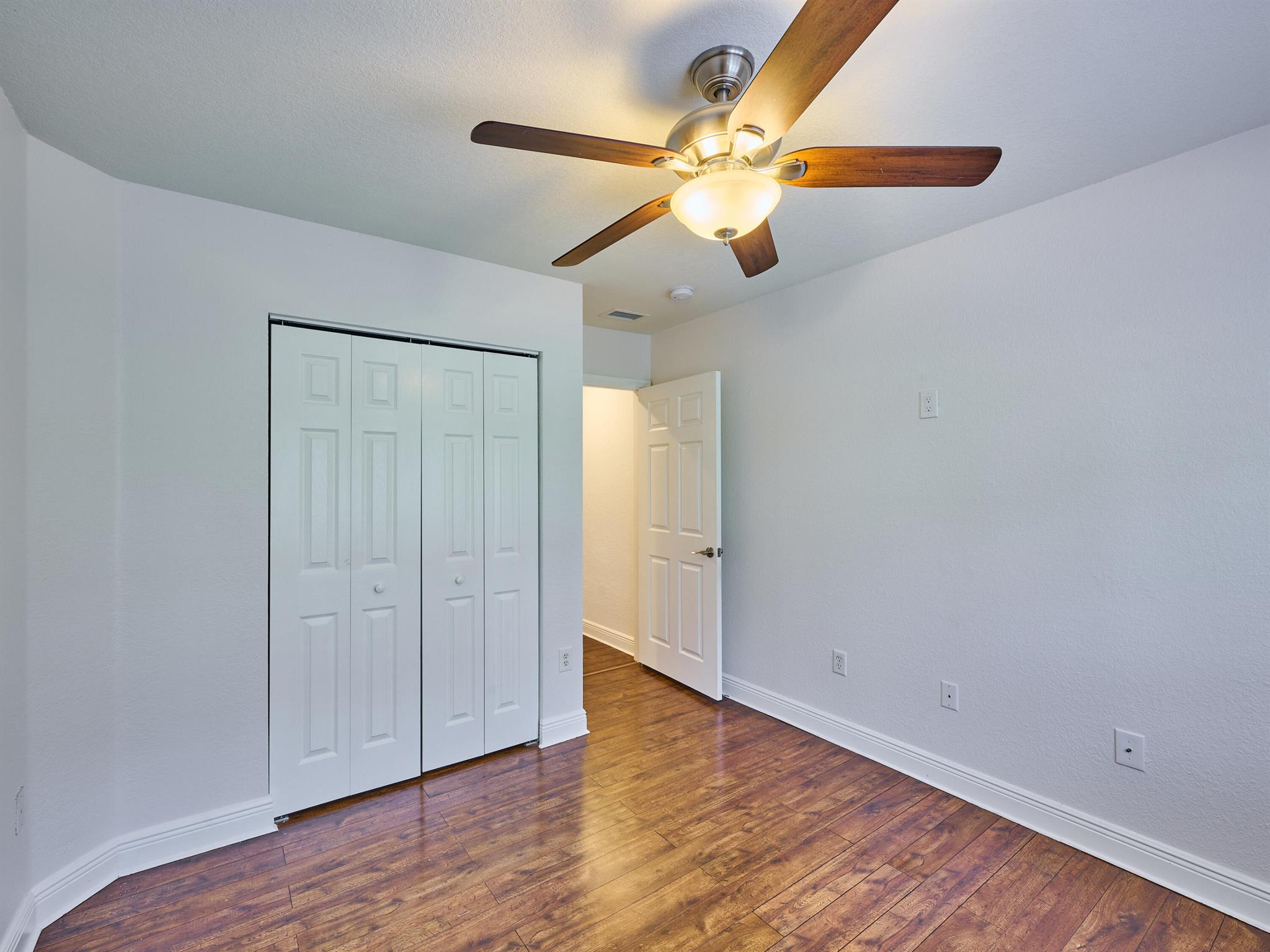 6725 Old Farm Trail