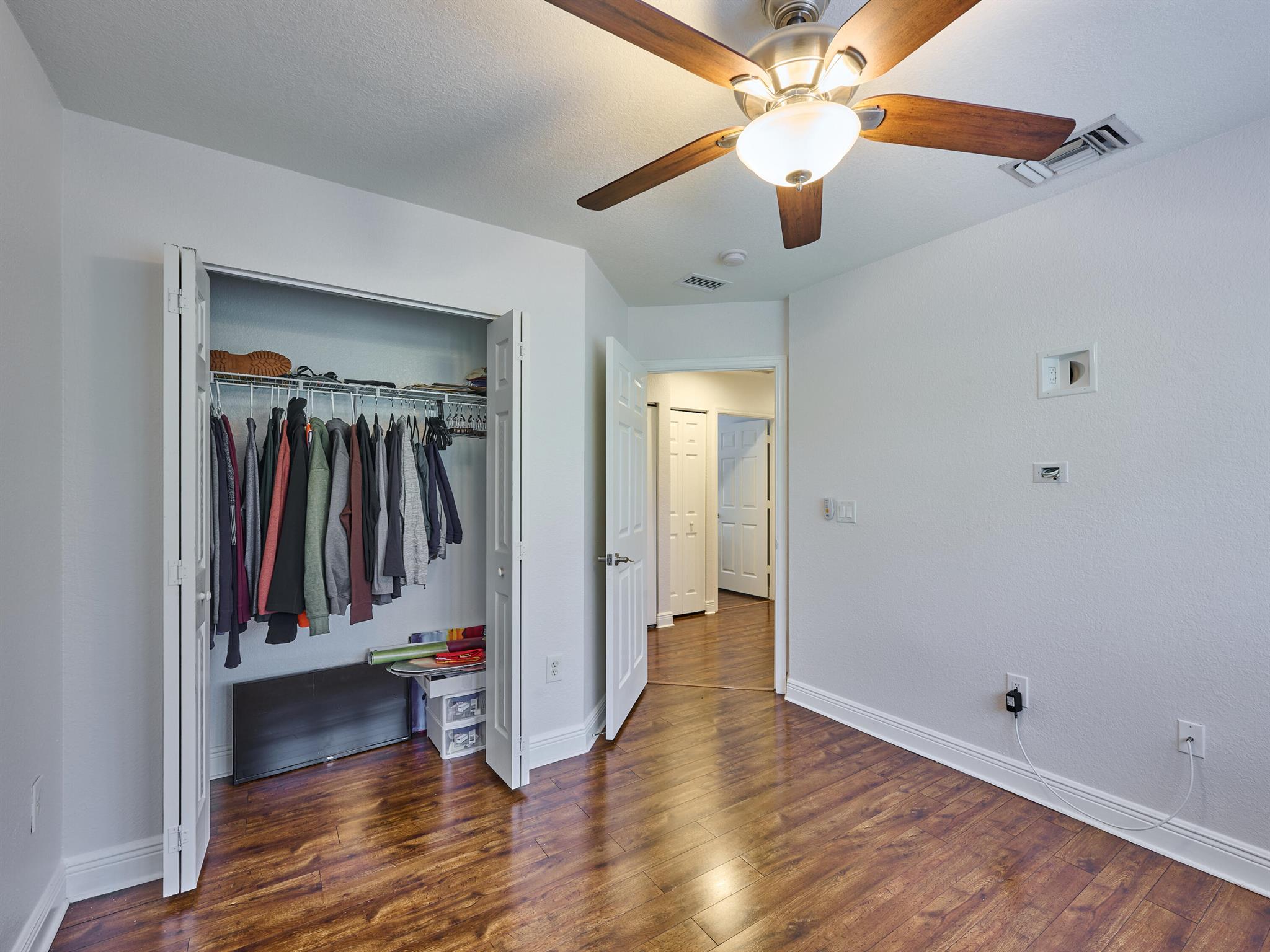 6725 Old Farm Trail