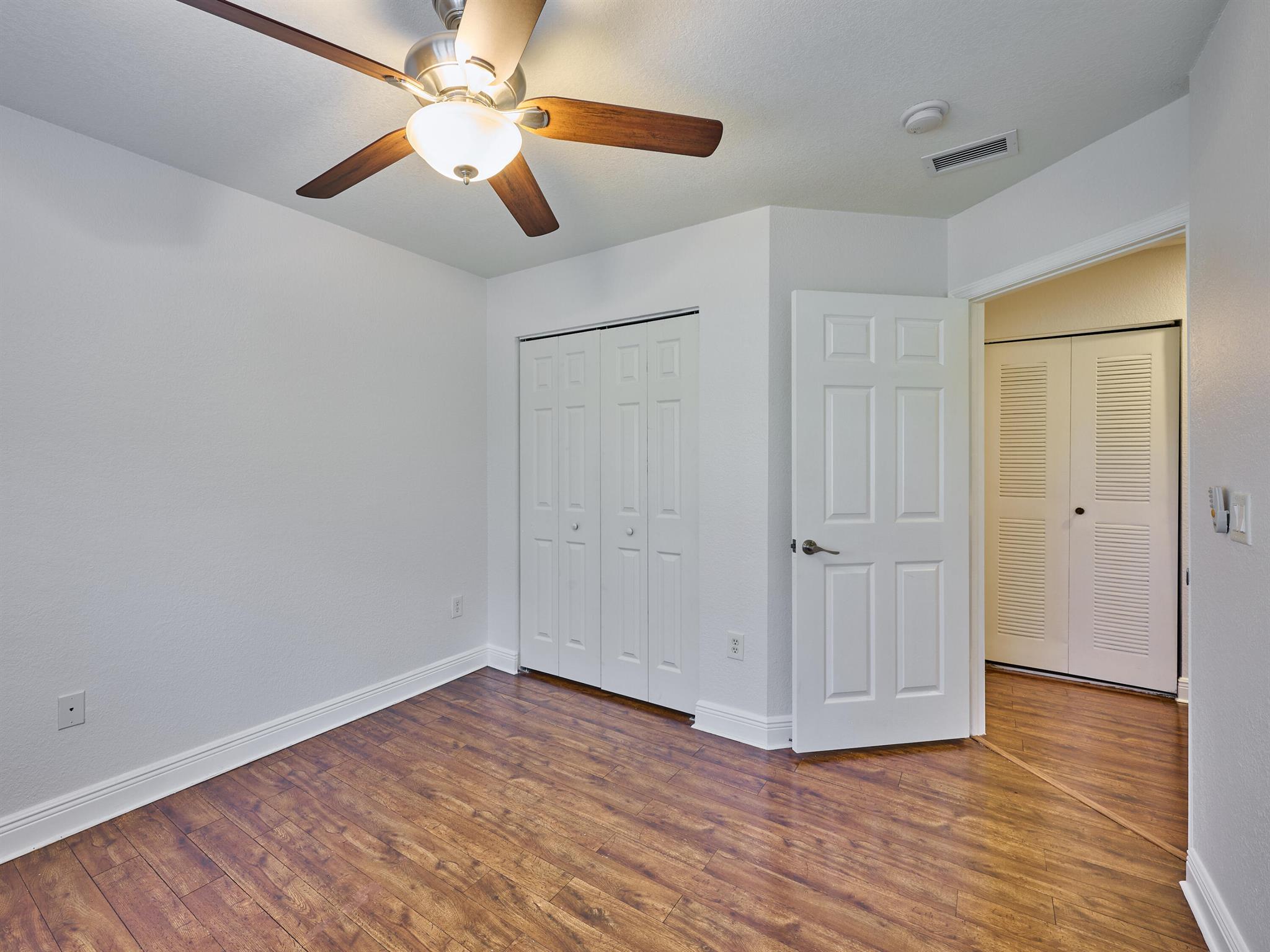 6725 Old Farm Trail