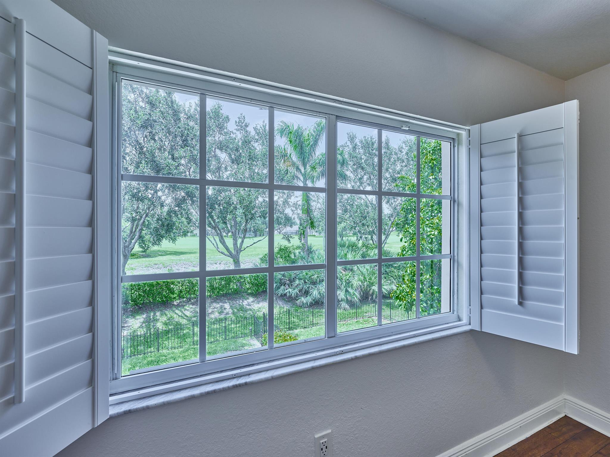 6725 Old Farm Trail