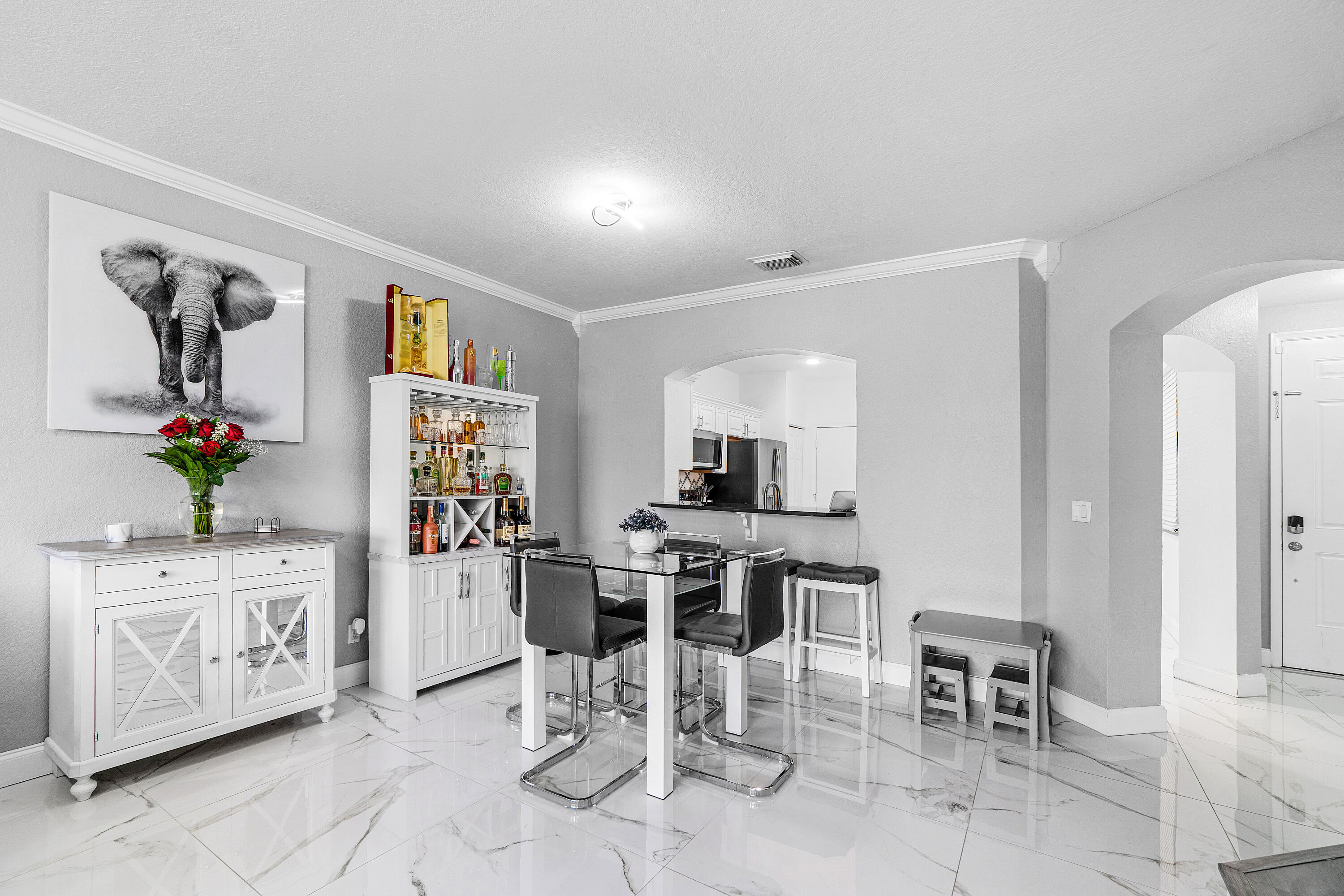 2196 Oakmont Drive