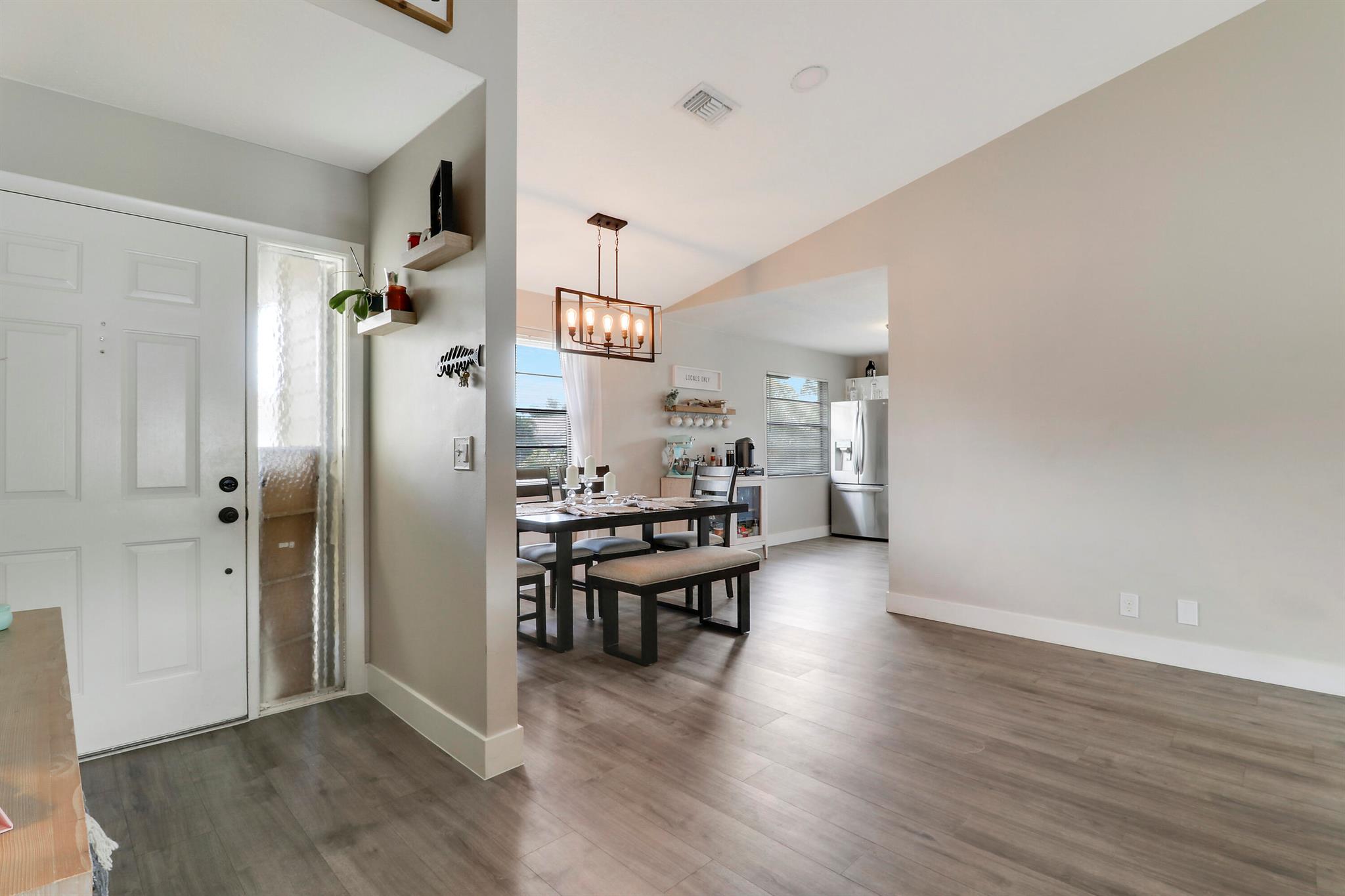 108 Greenbriar Drive