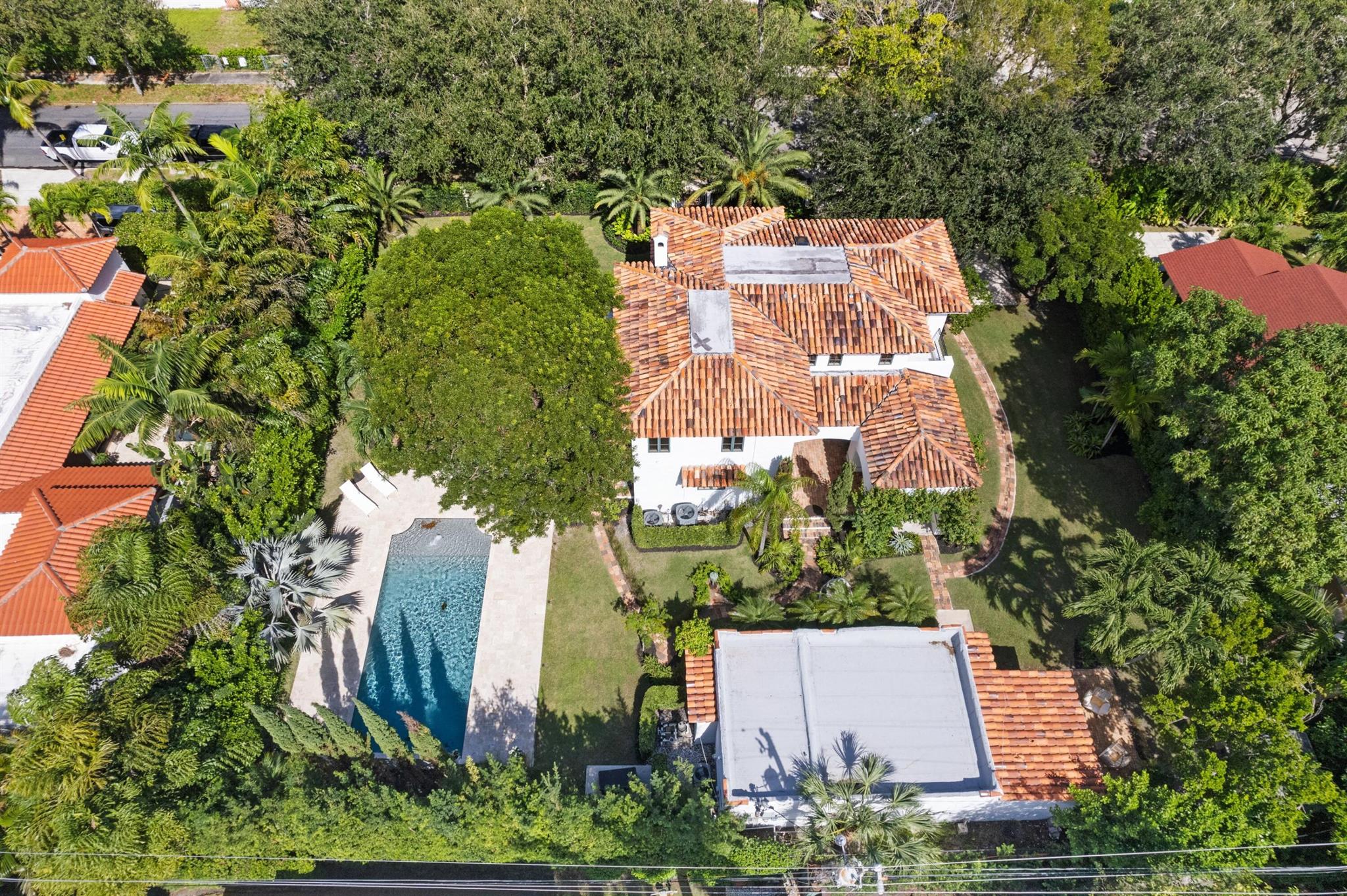 308 Barcelona Road