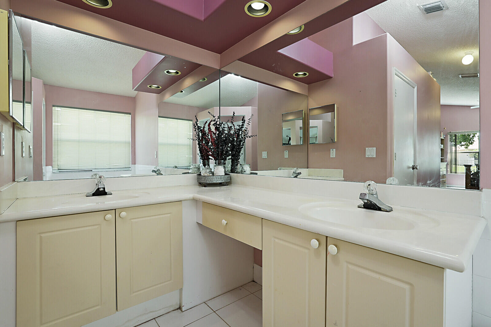 6195 Grand Cypress Circle