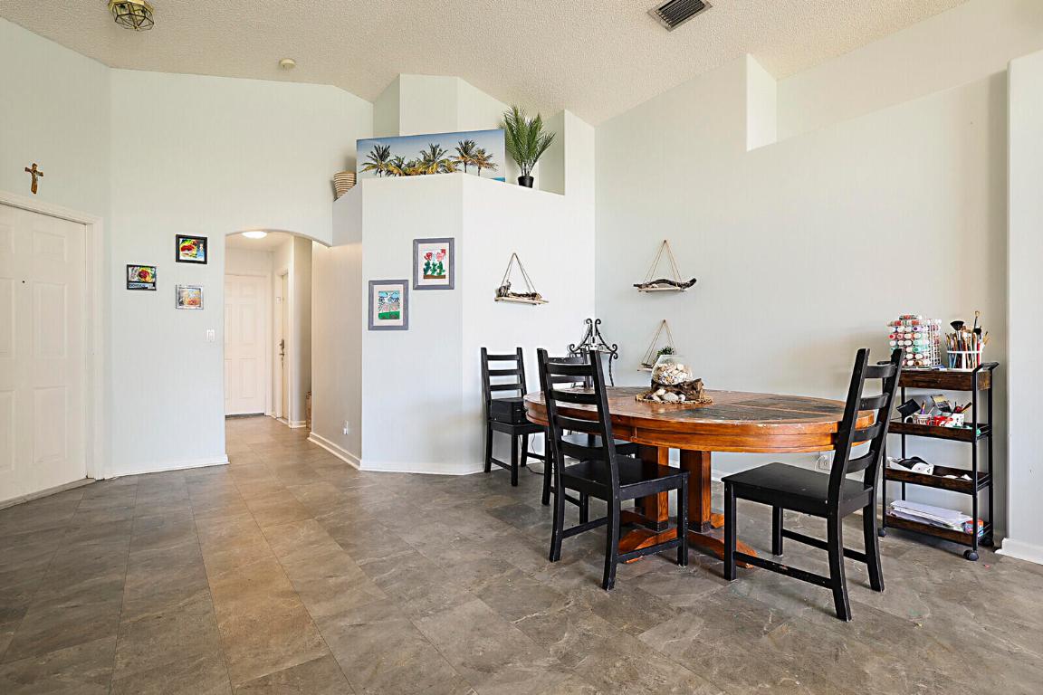 6195 Grand Cypress Circle