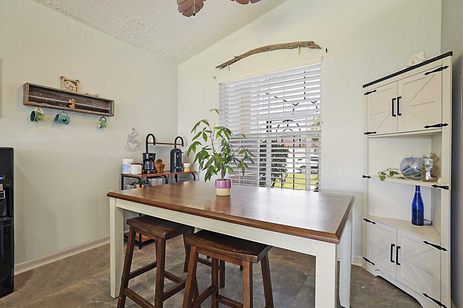 6195 Grand Cypress Circle