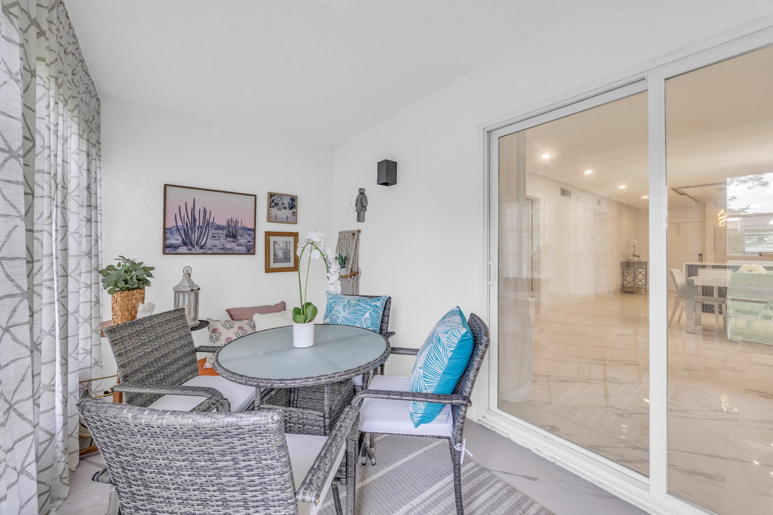 2828 Casita Way 1100