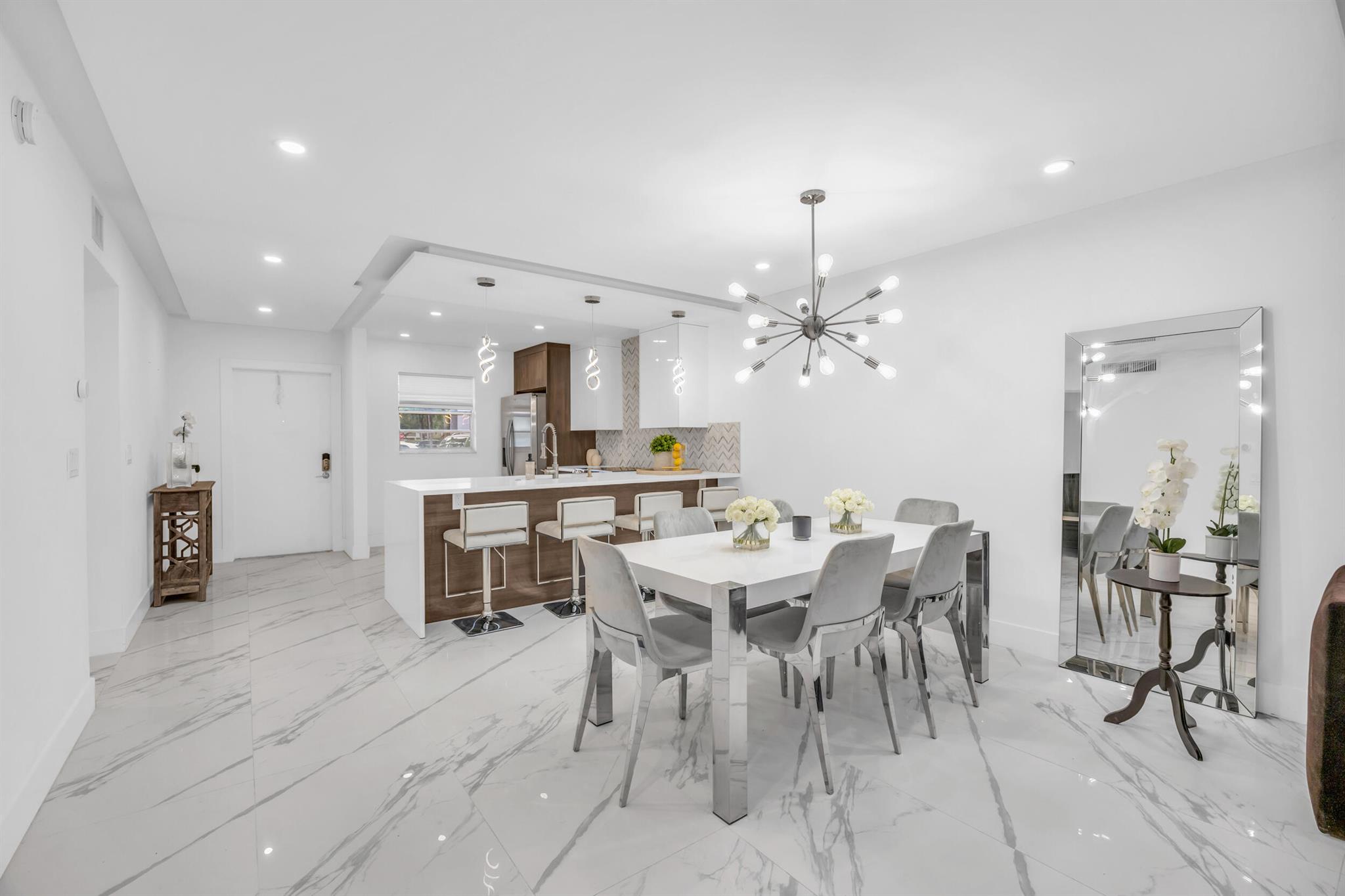 2828 Casita Way 1100