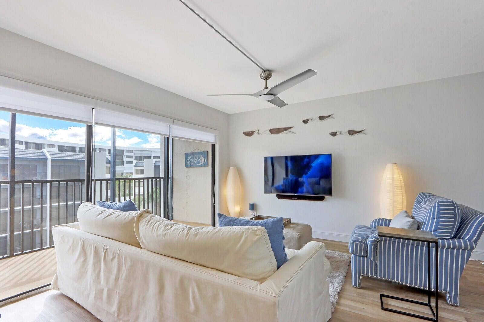 1605 S Us Highway 1 D405