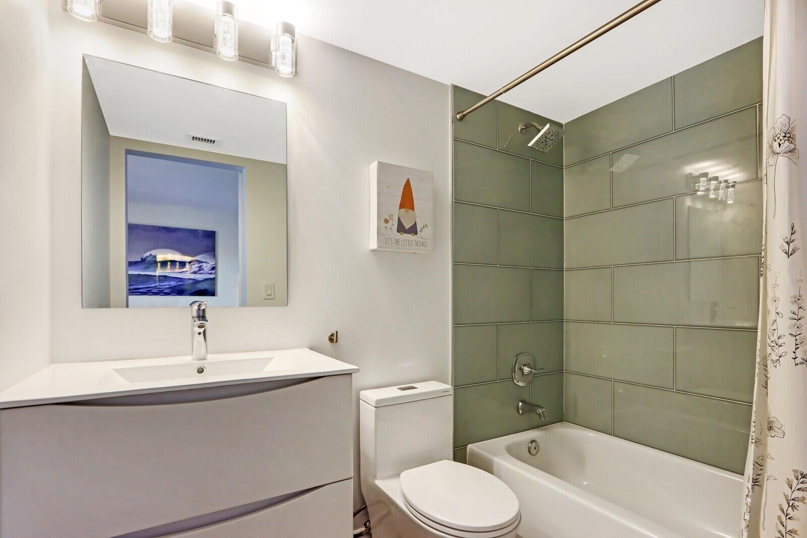 1605 S Us Highway 1 D405