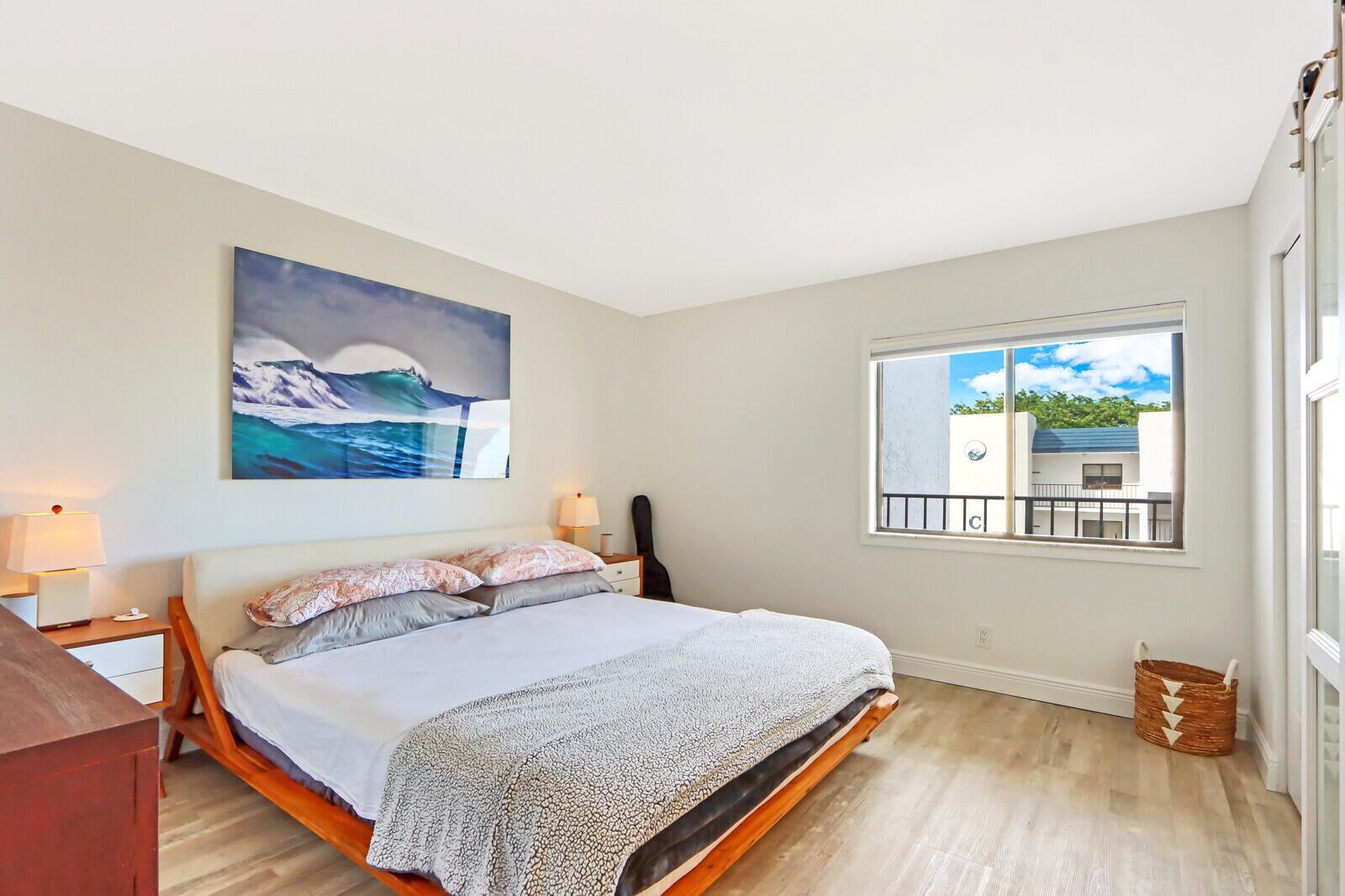 1605 S Us Highway 1 D405