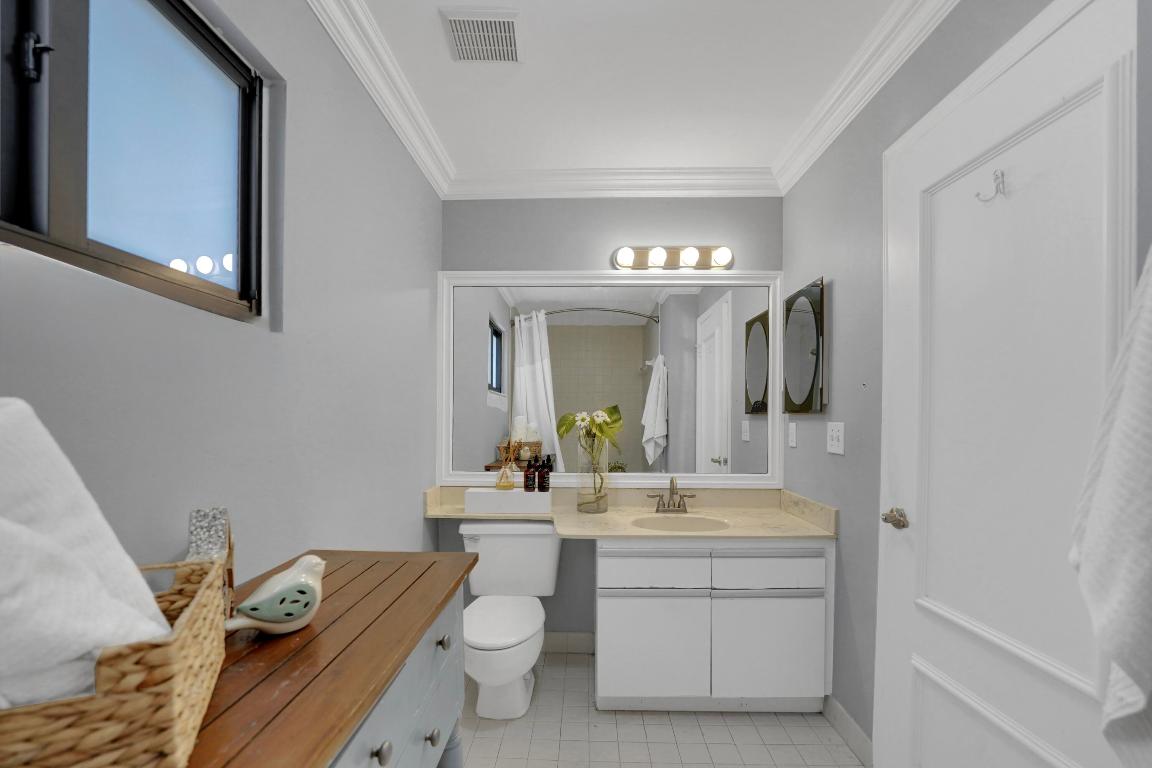 1759 Harborside Circle