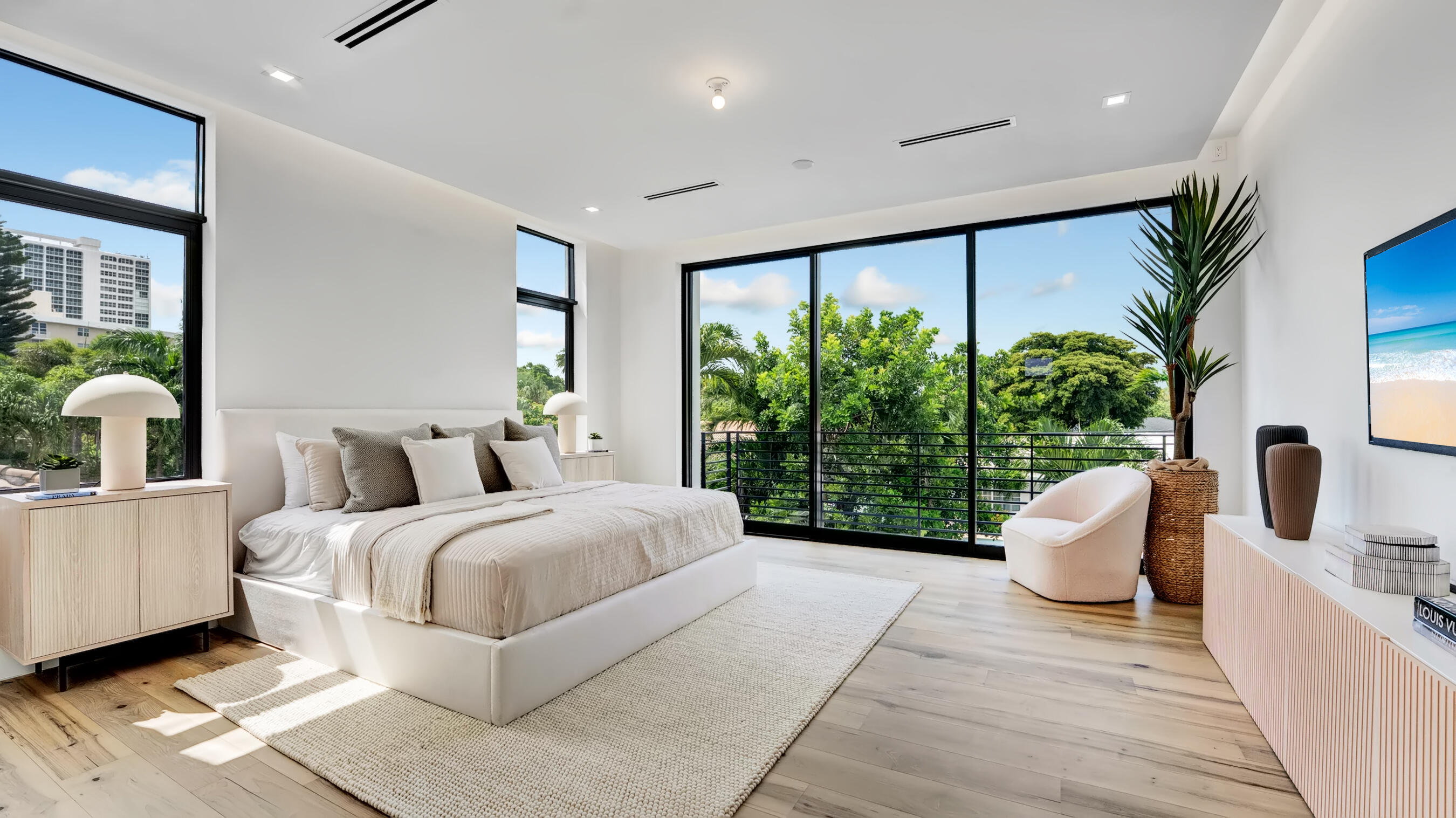 812 Malaga Drive