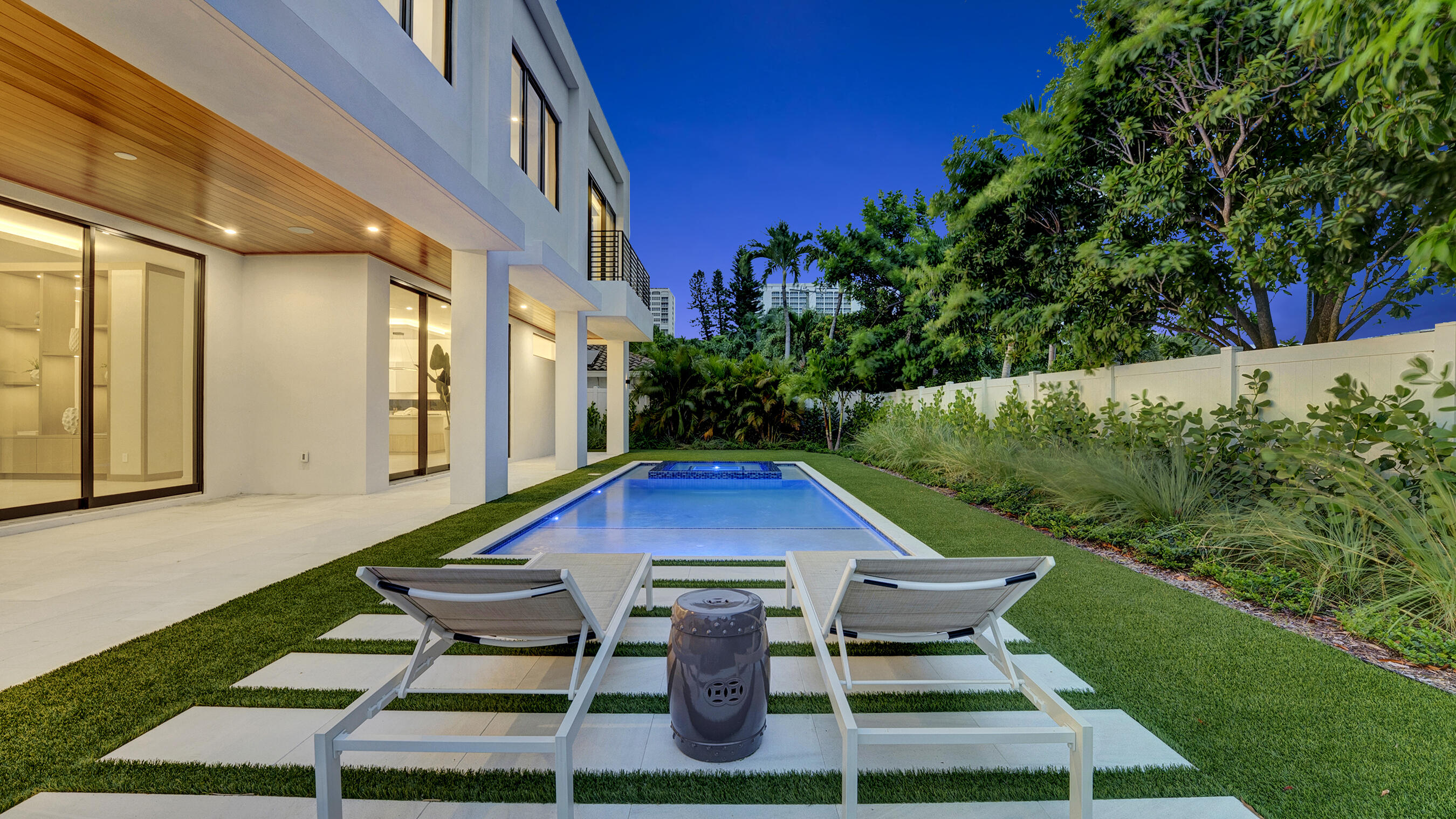 812 Malaga Drive