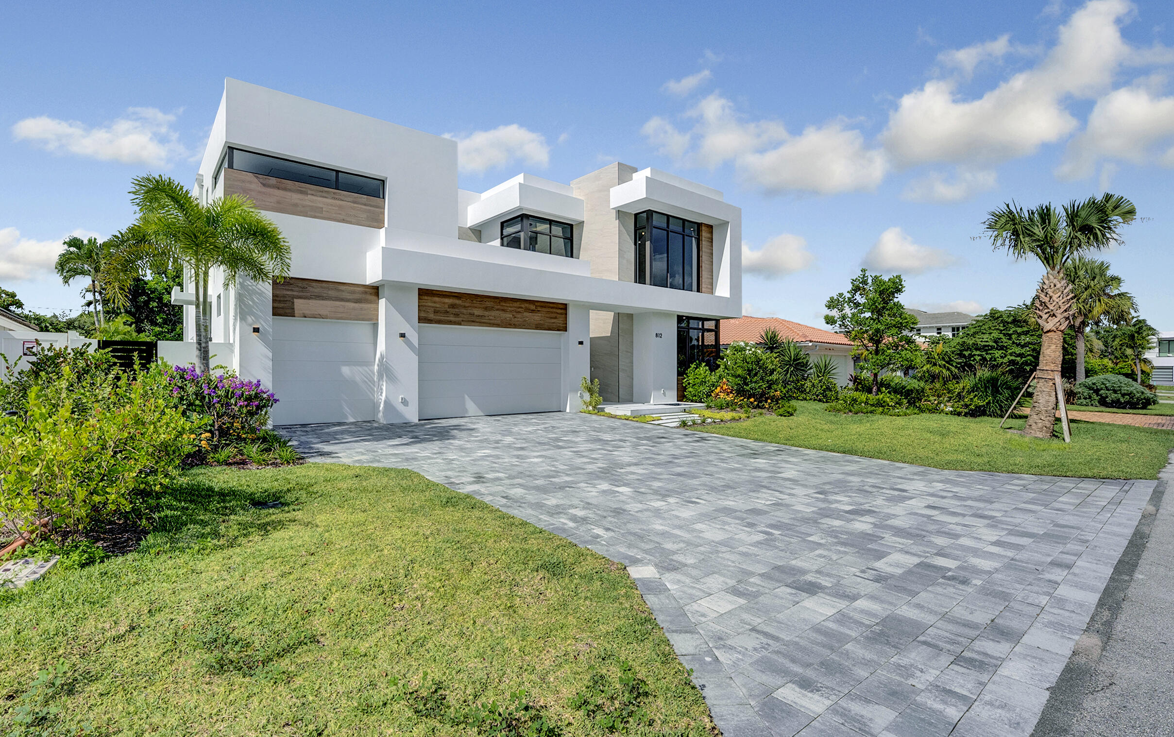 812 Malaga Drive