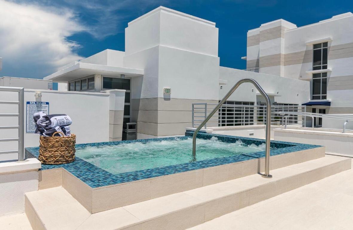 155 E Boca Raton Road 603