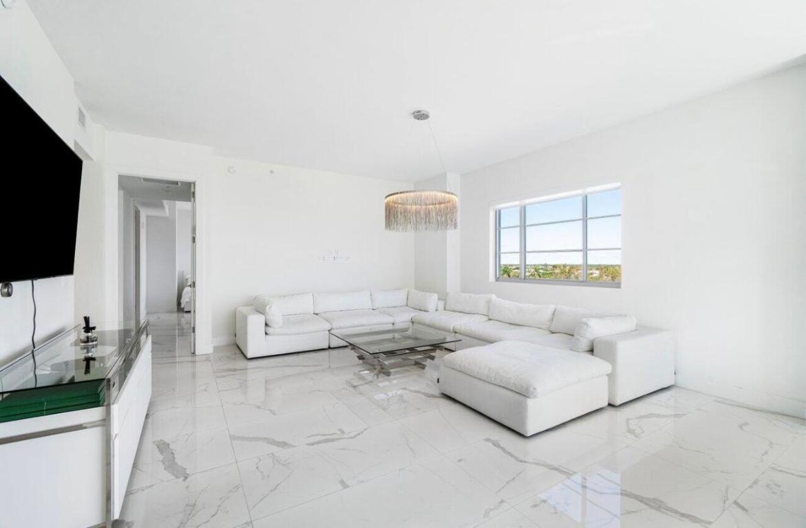 155 E Boca Raton Road 603