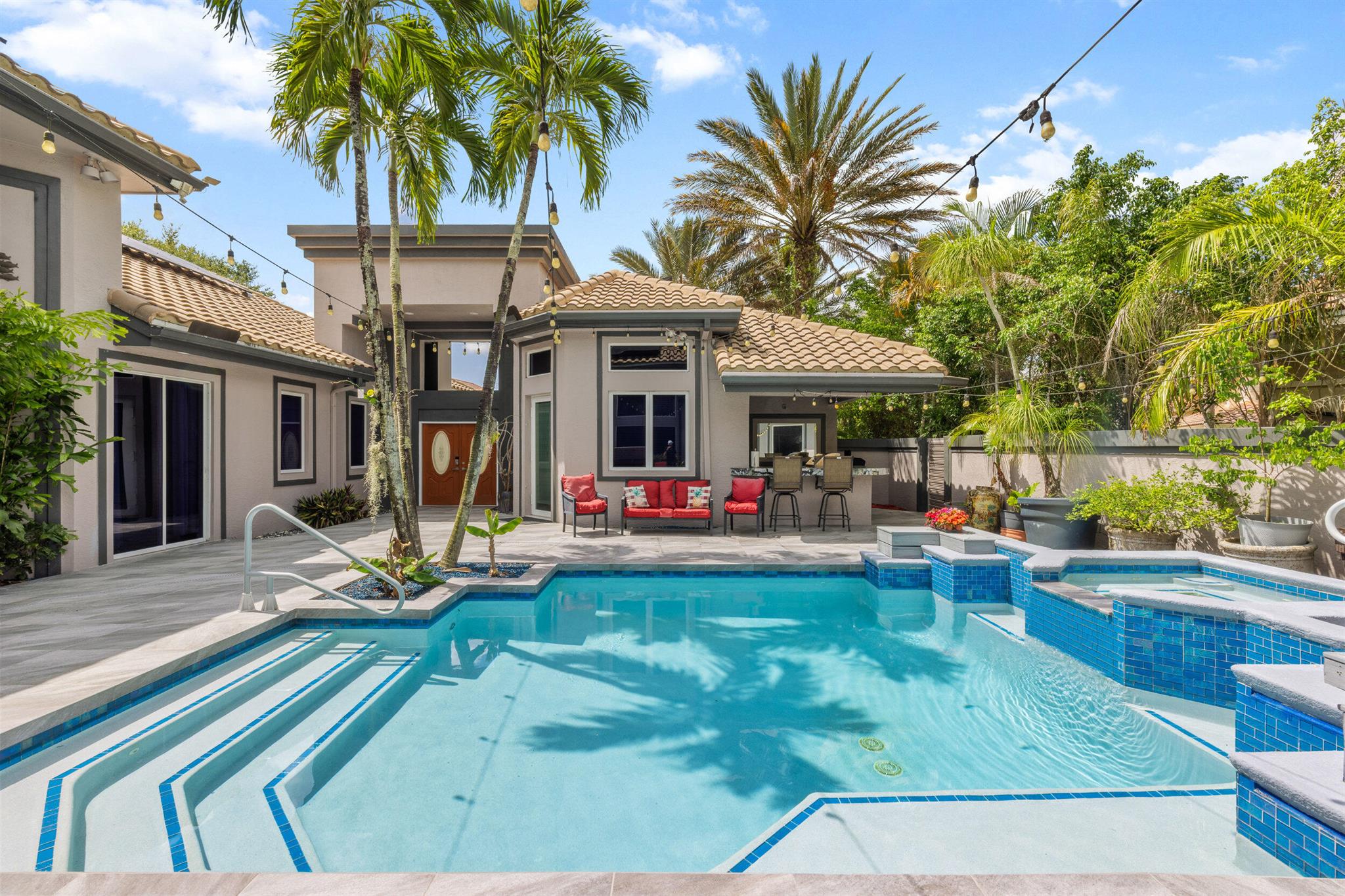 6595 NW 32nd Terrace