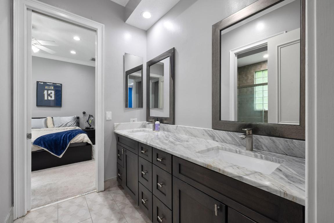 6595 NW 32nd Terrace