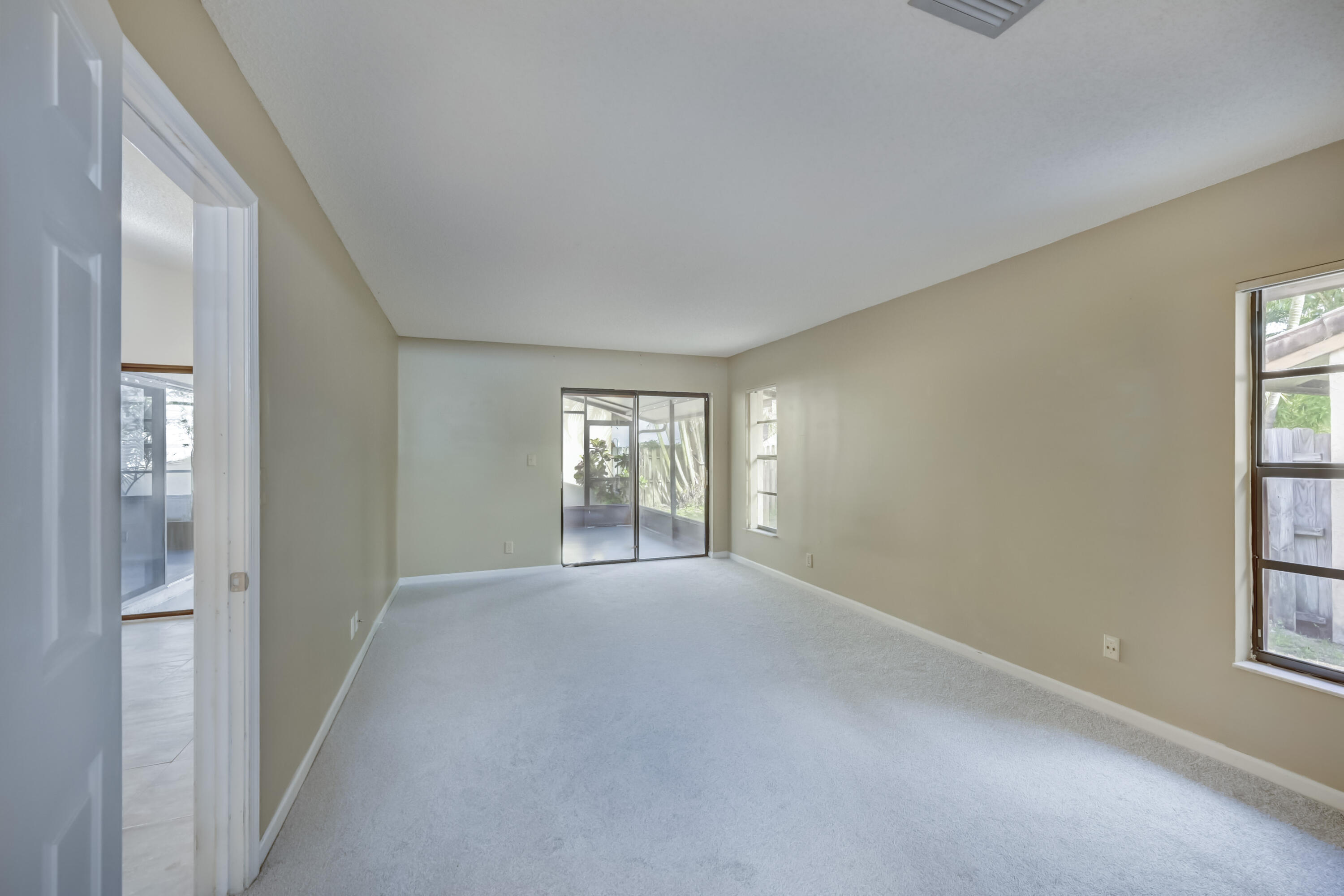 1135 NW 22nd Avenue