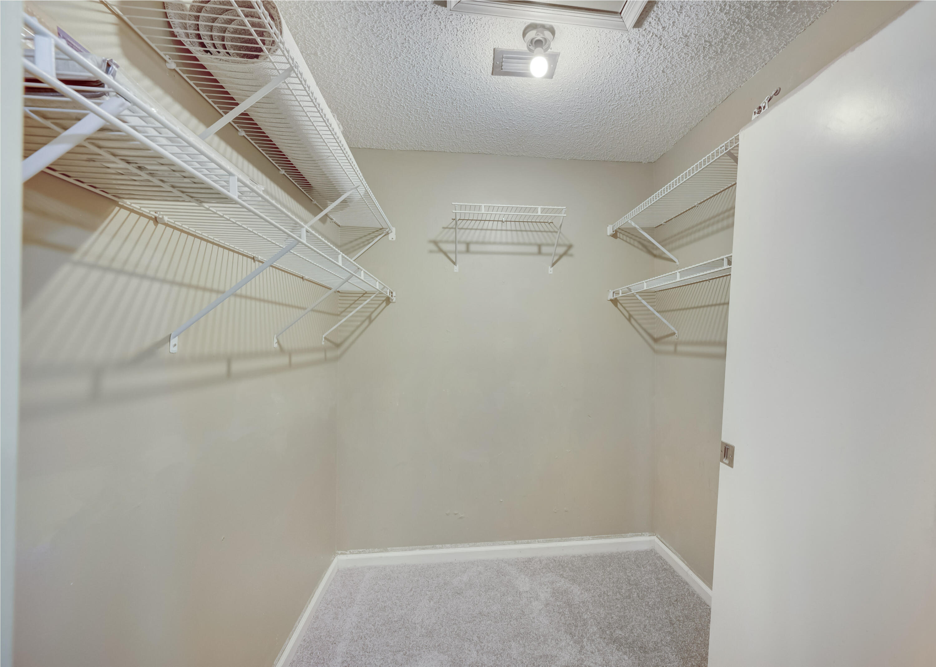 1135 NW 22nd Avenue