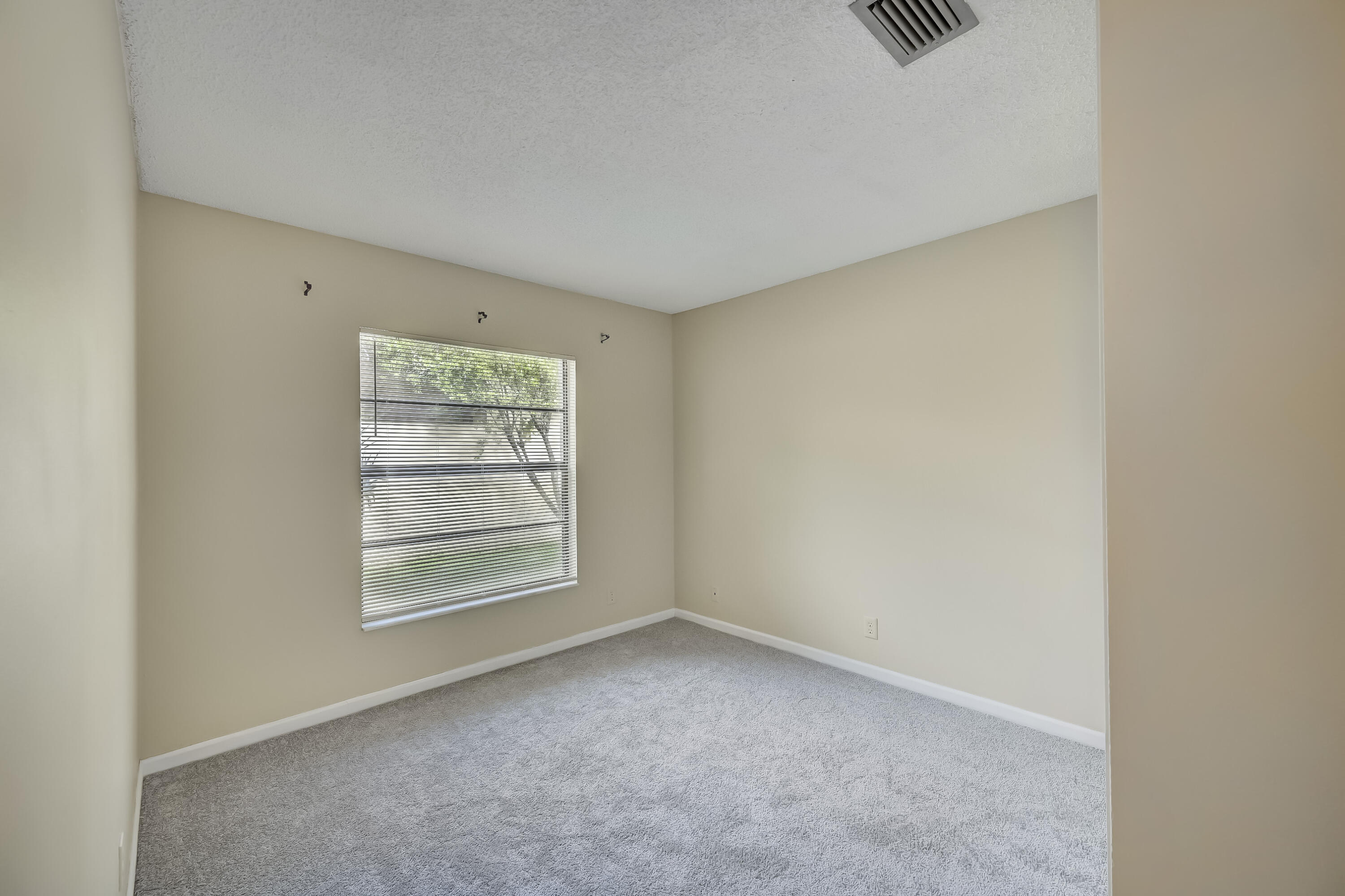 1135 NW 22nd Avenue