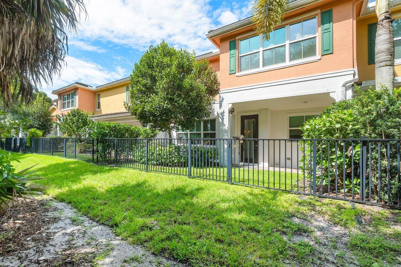 12820 Trevi Isle Drive