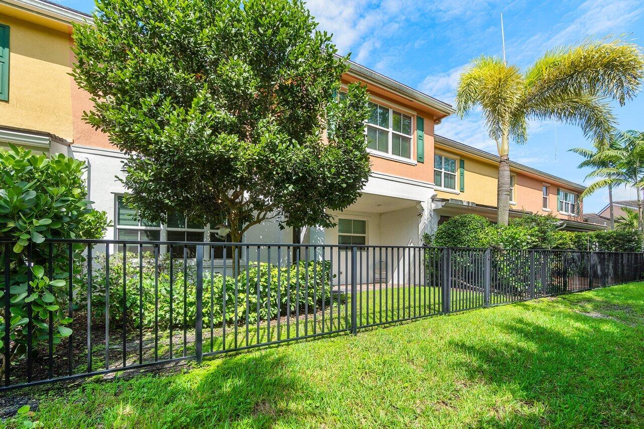 12820 Trevi Isle Drive