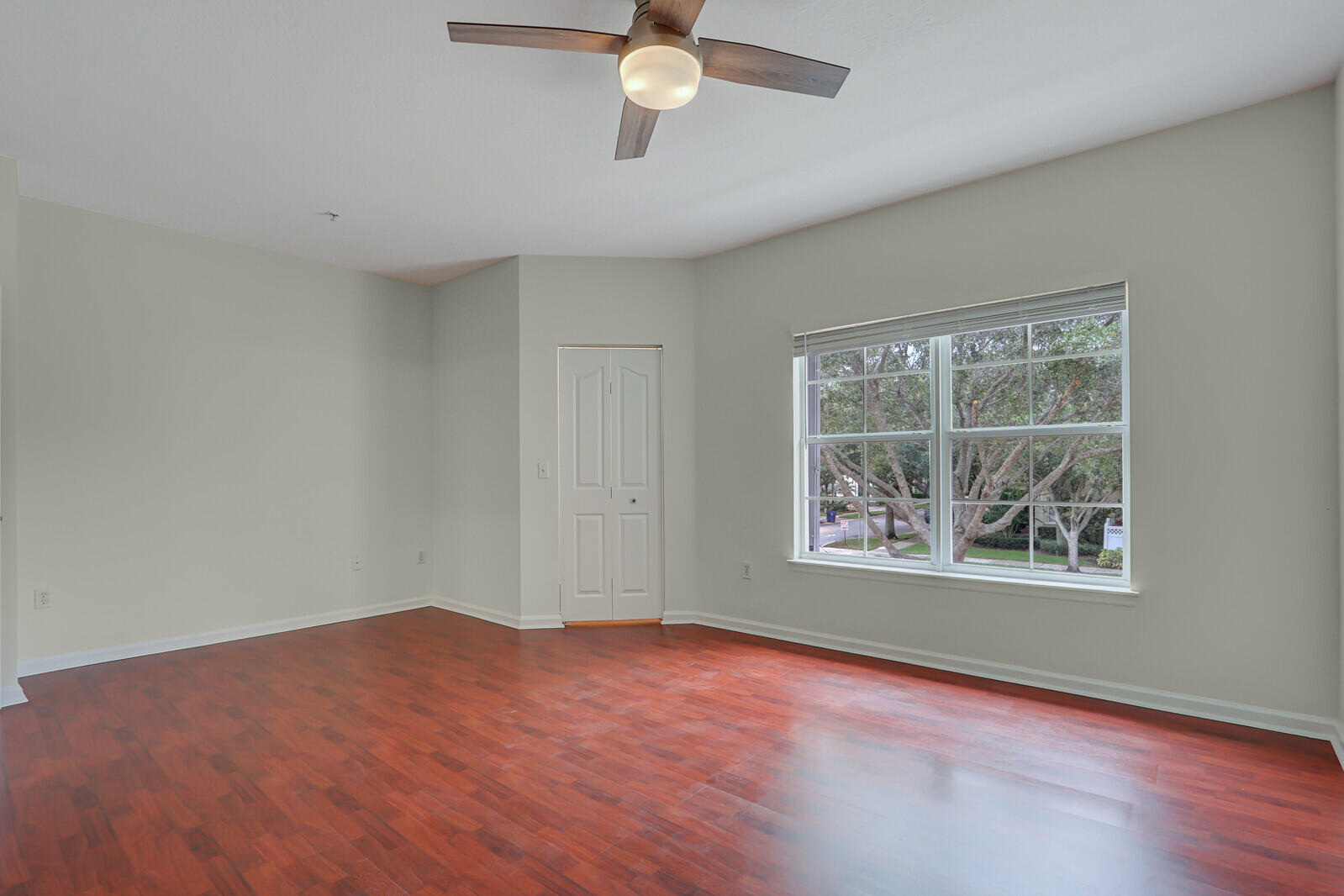 826 Dakota Drive 105