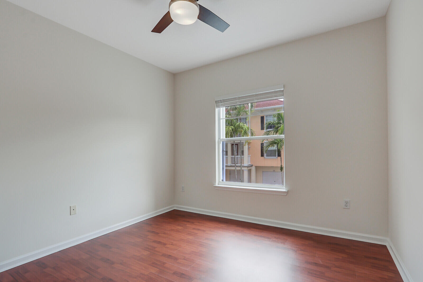 826 Dakota Drive 105