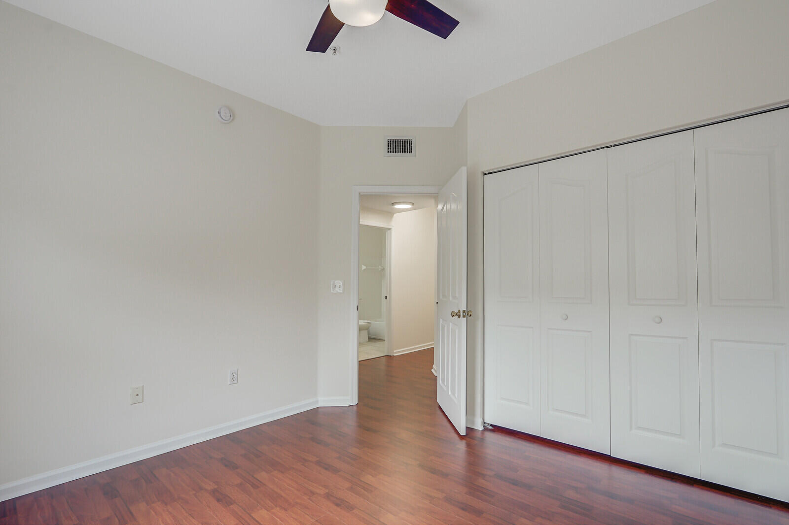826 Dakota Drive 105
