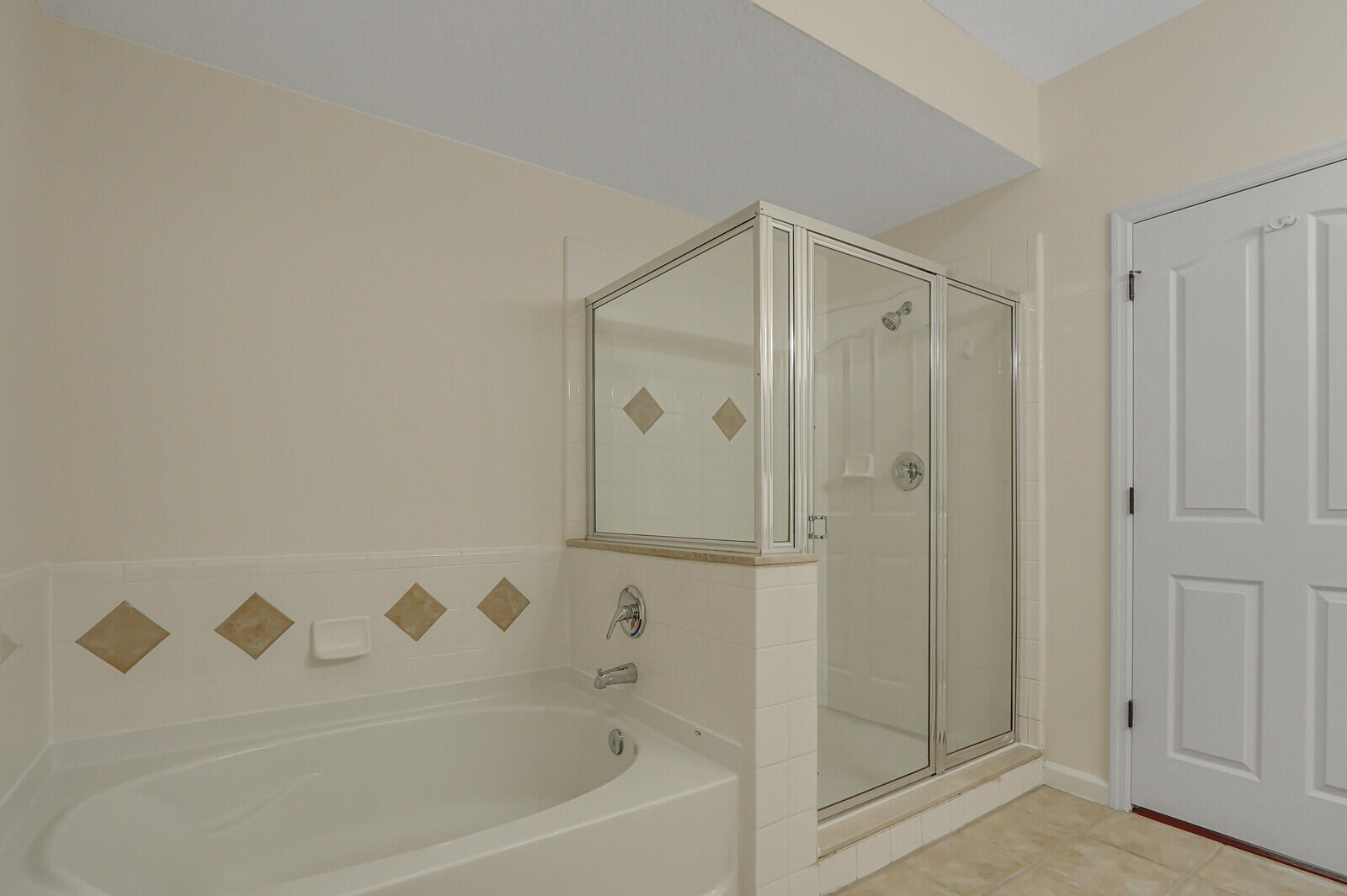 826 Dakota Drive 105