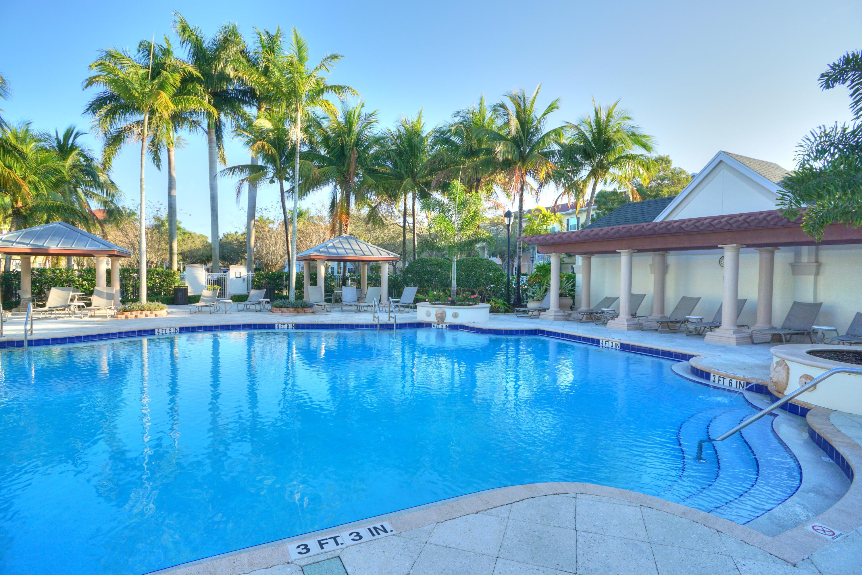 826 Dakota Drive 105