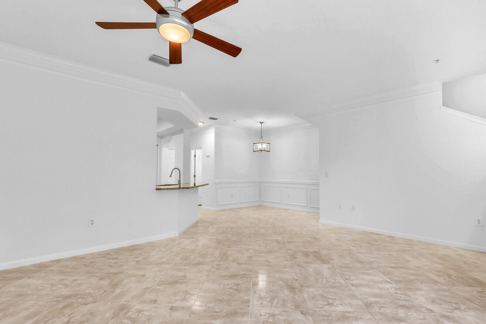 826 Dakota Drive 105