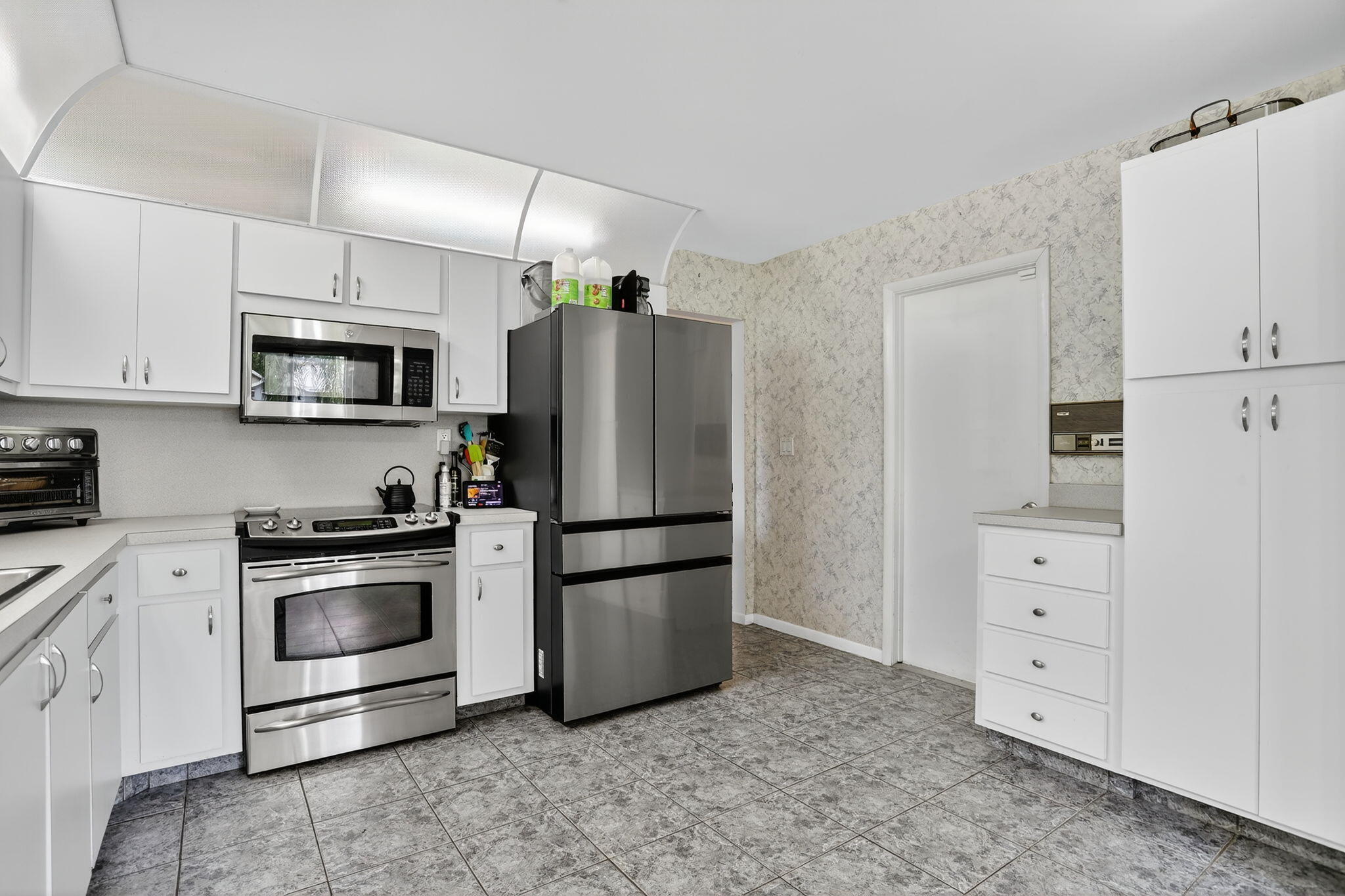 9735 NW 82nd Street