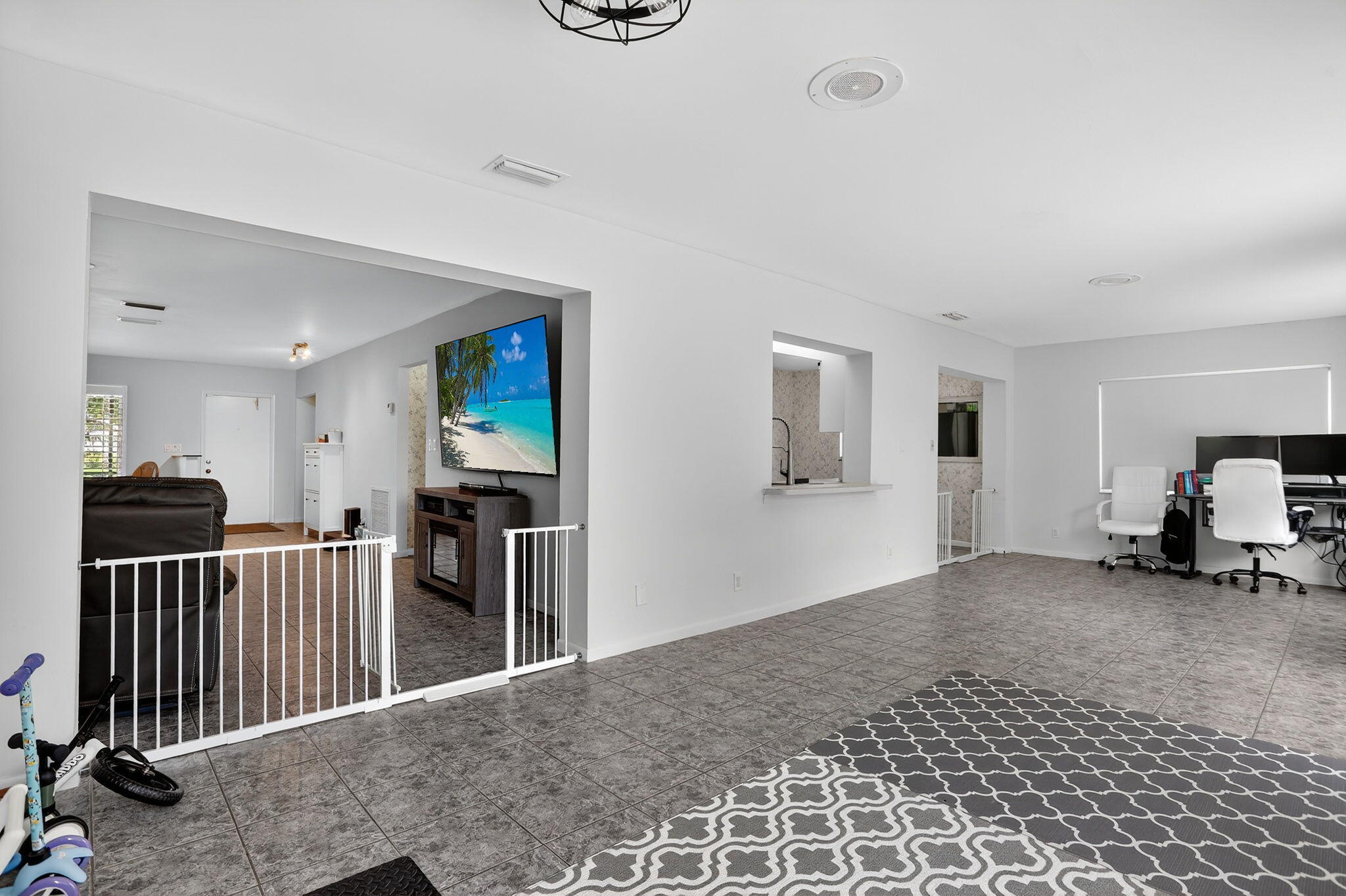 9735 NW 82nd Street