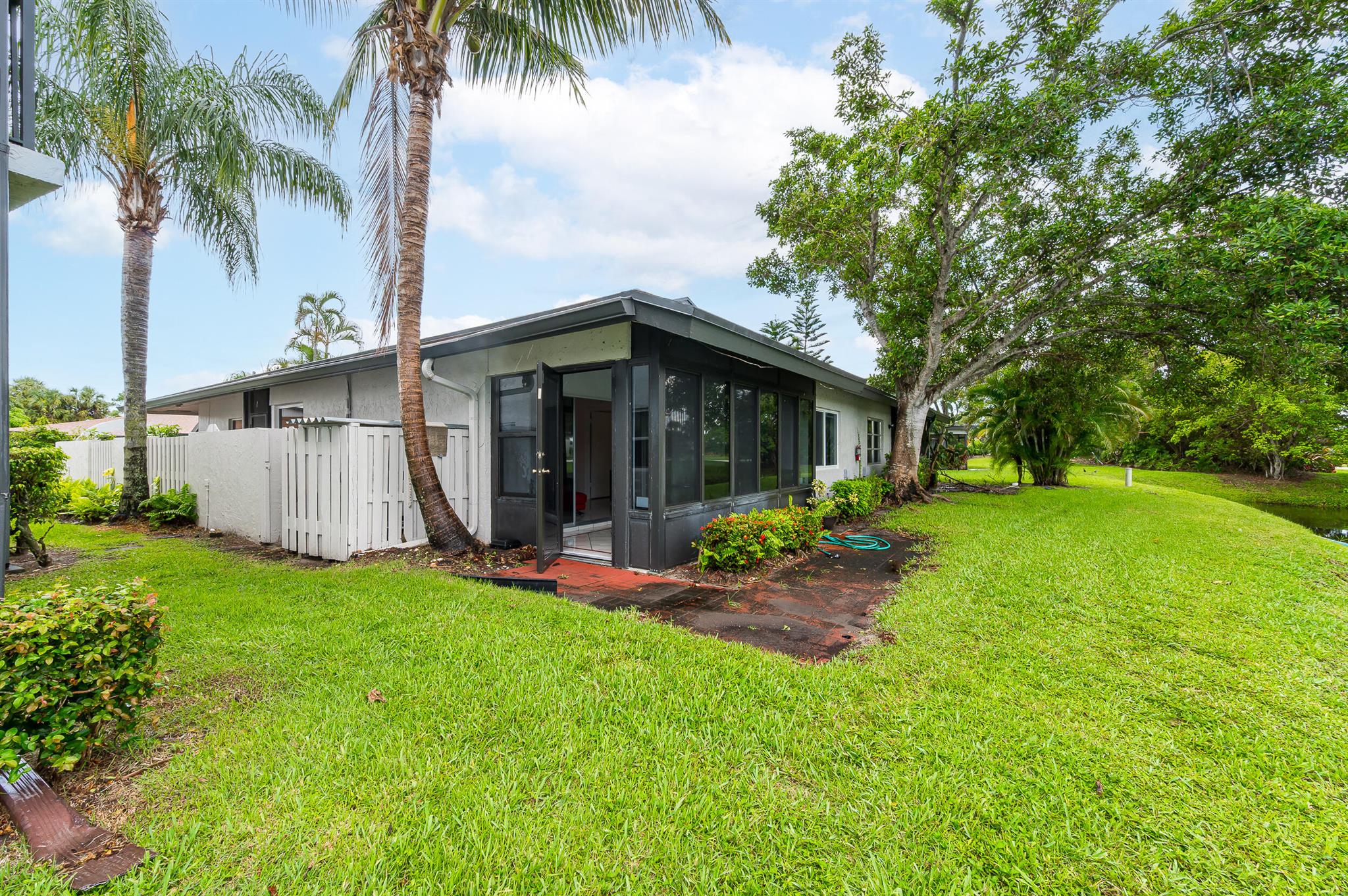 13462 Sabal Palm Court B