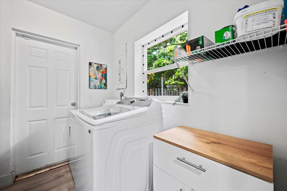 4534 Brady Boulevard