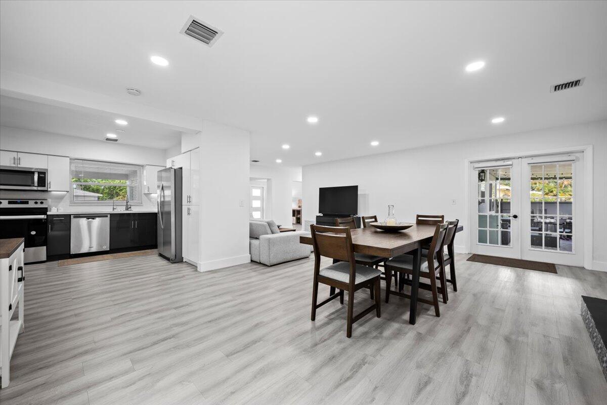 4534 Brady Boulevard